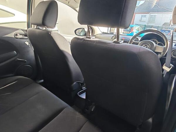 Mazda 2 Tamura