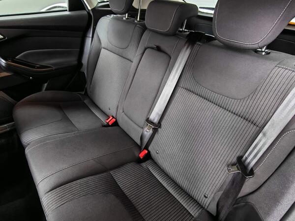 Ford Focus Titanium Navigator