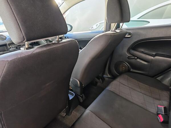 Mazda 2 Tamura