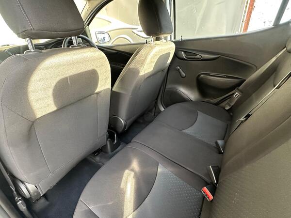 Vauxhall Viva SE