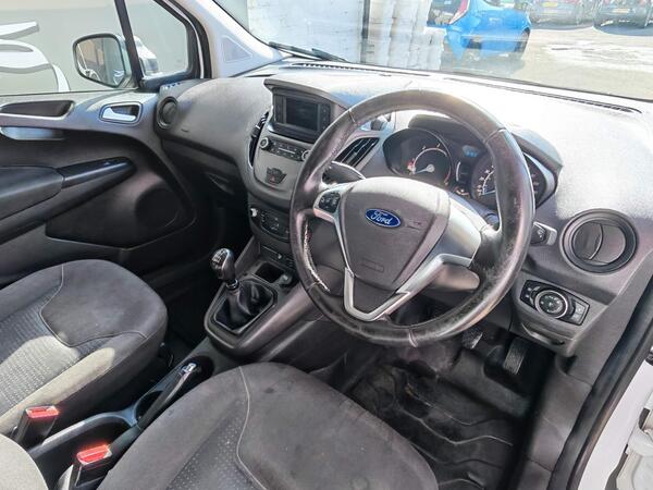 Ford Transit Courier