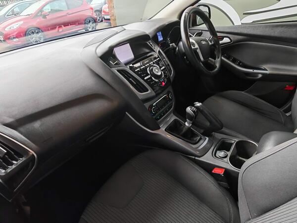 Ford Focus Titanium Navigator