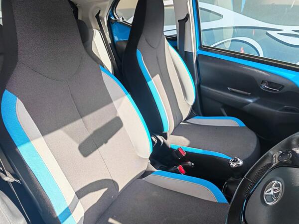 Toyota AYGO VVT-i x-cite