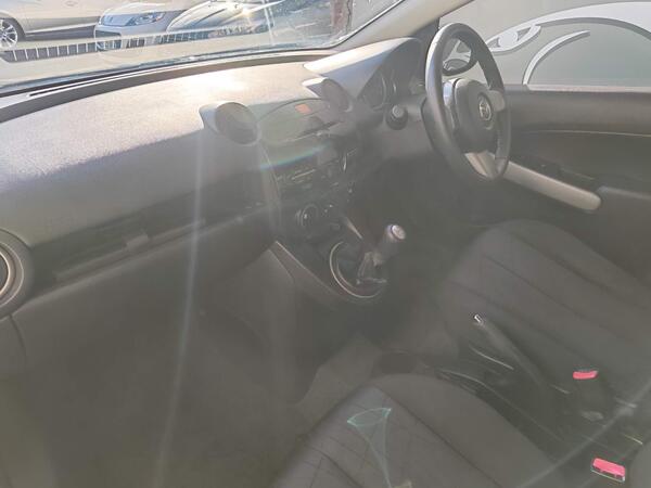 Mazda 2 Tamura