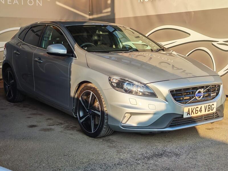 Volvo V40 D4 R-Design Lux Nav