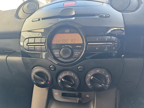 Mazda 2 Tamura