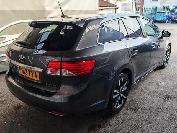 Toyota Avensis Tourer Auto
