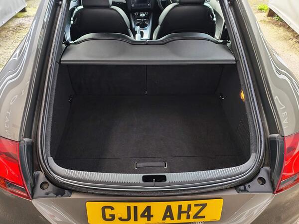 Audi TT Black Edition Quattro