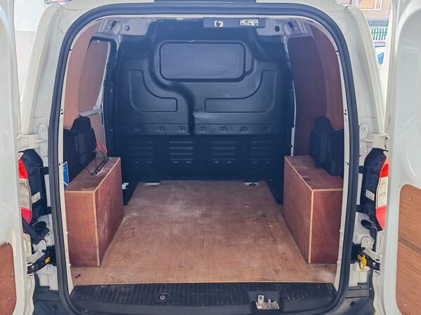 Ford Transit Courier