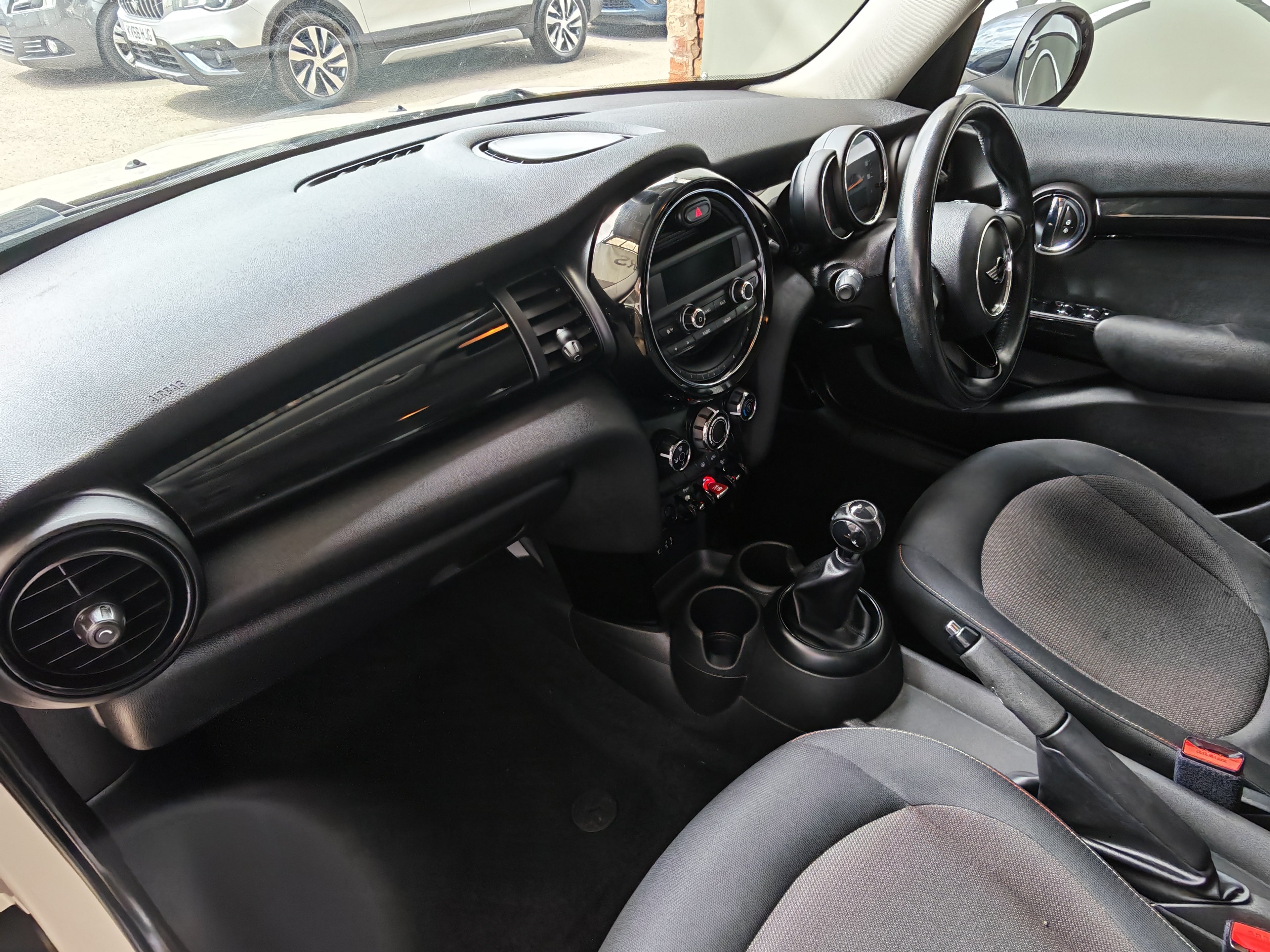 Mini Cooper Hatch
