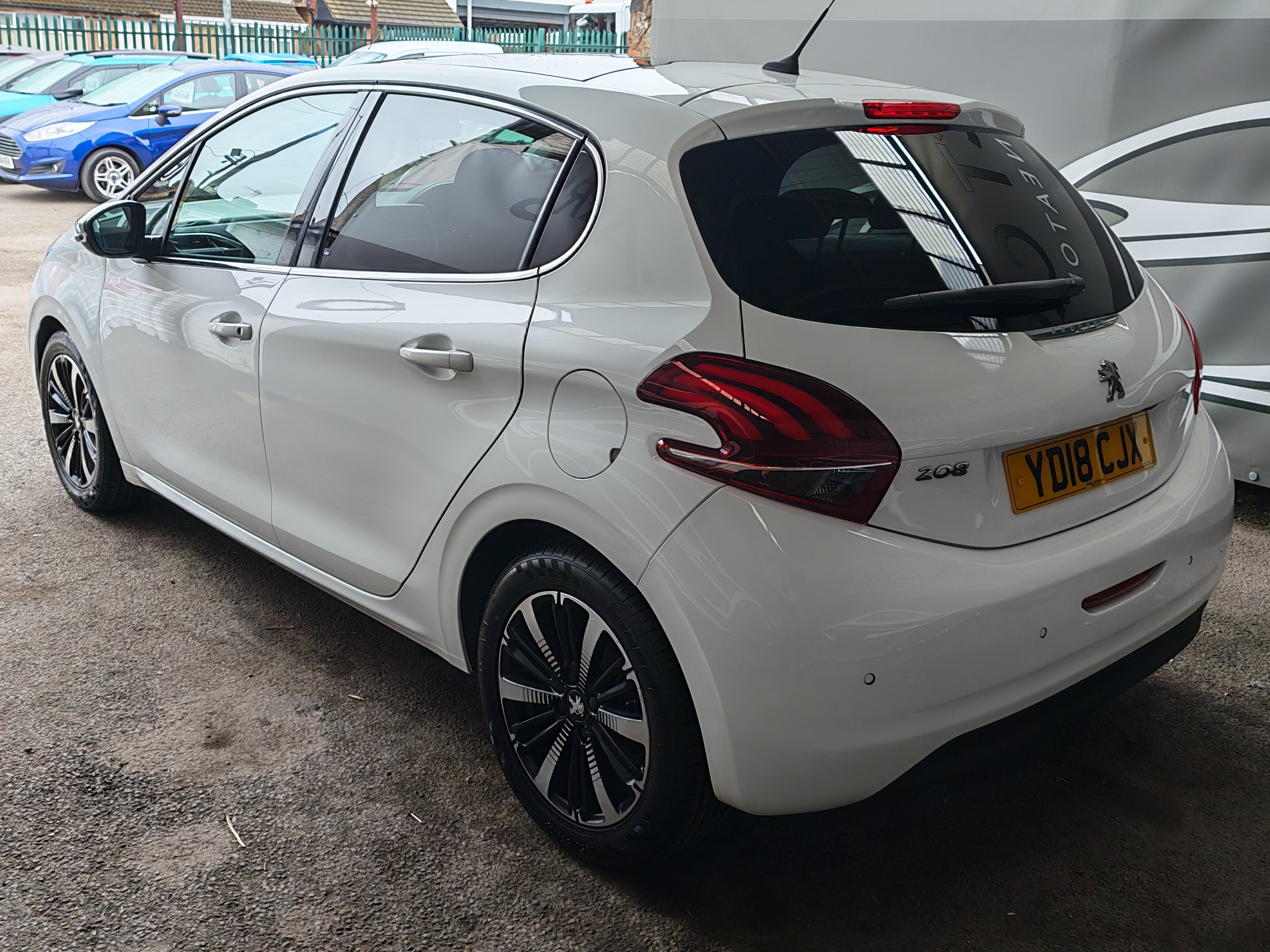 Peugeot 208 Allure Premium
