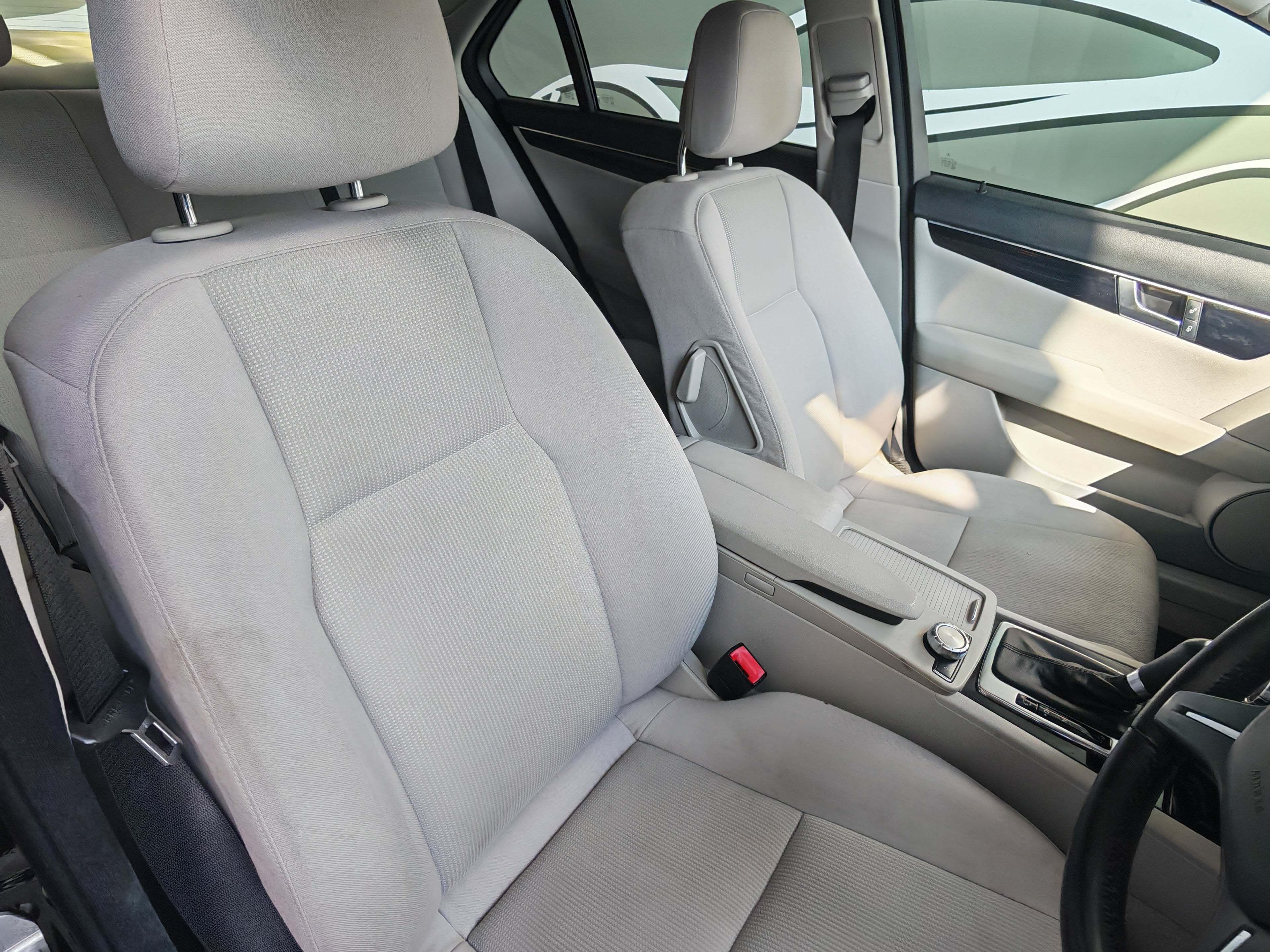 Mercedes Benz C-Class SE