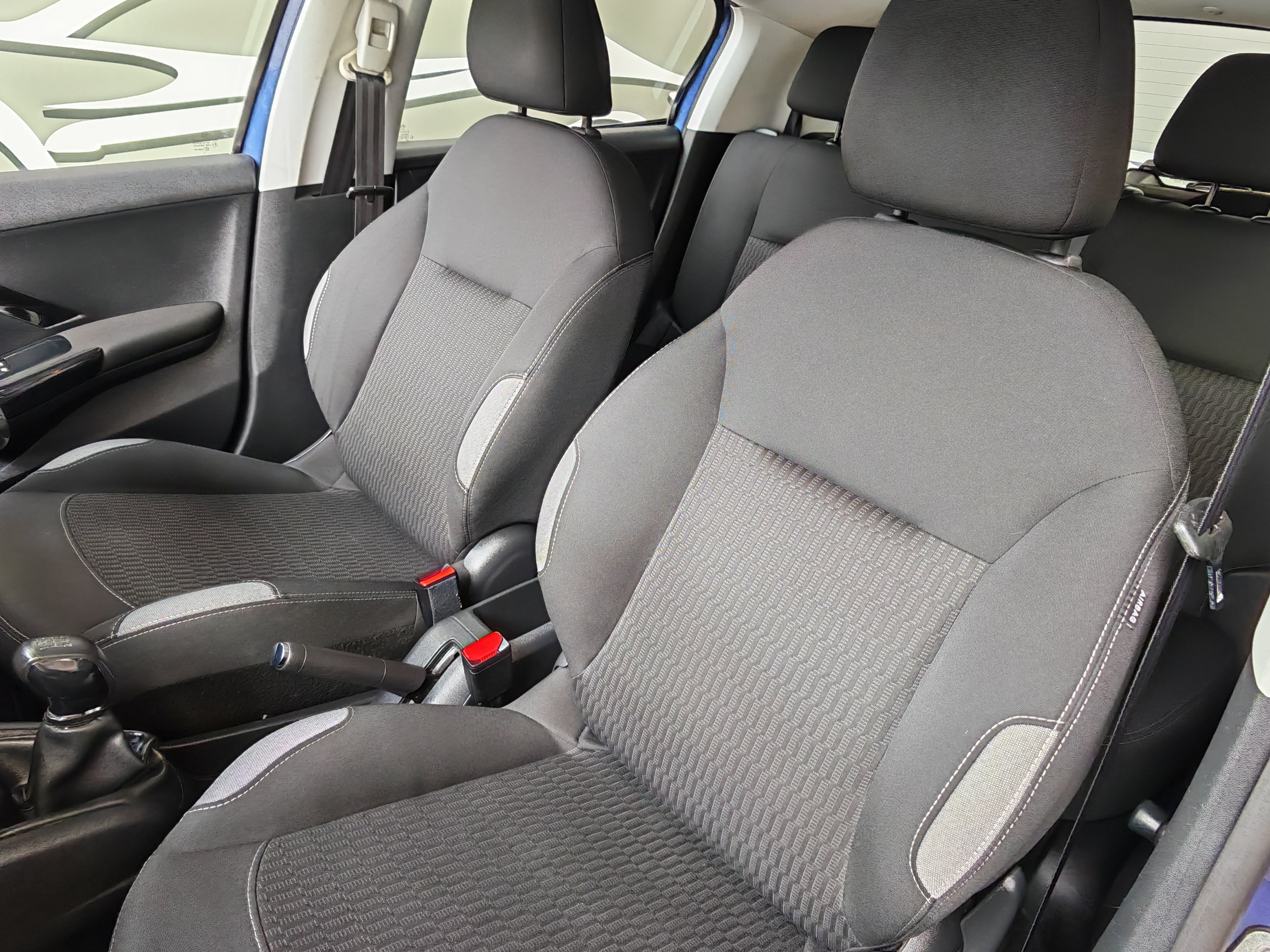 Peugeot 208 Active