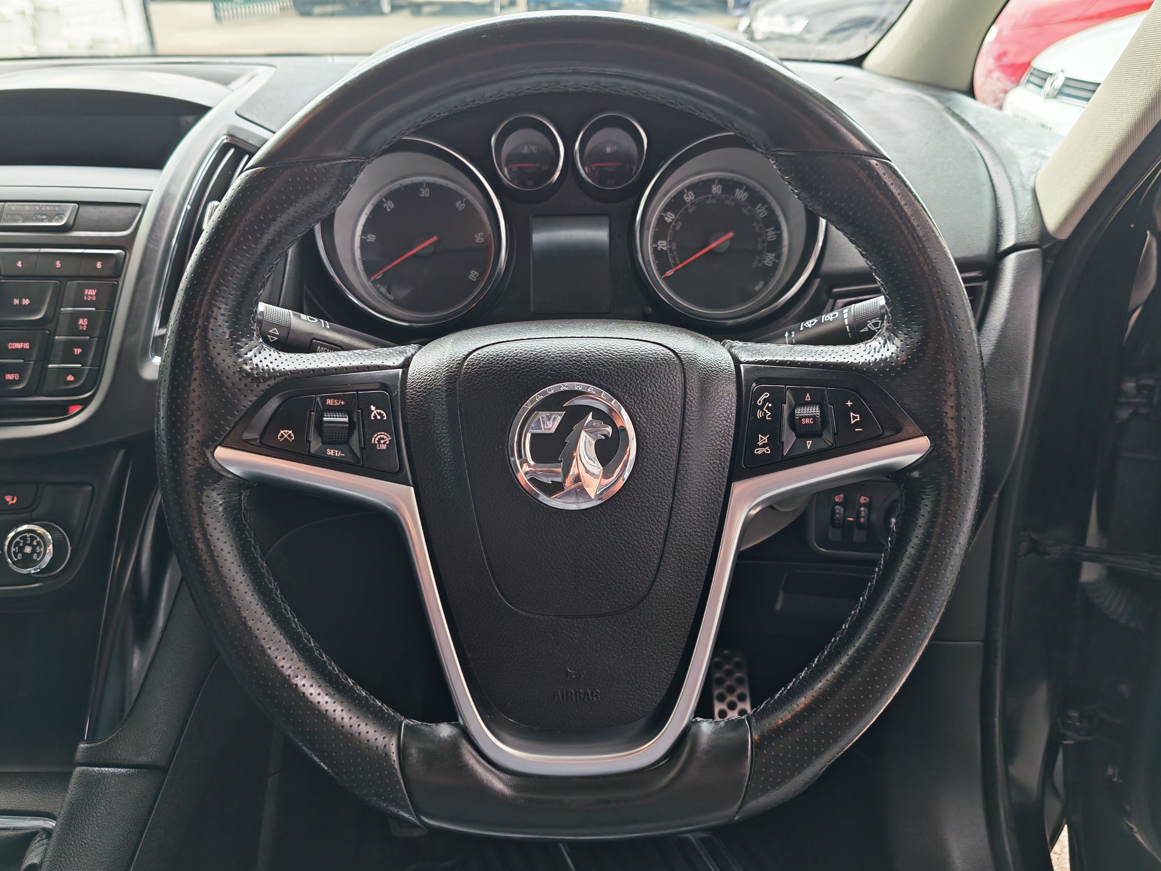 Vauxhall Zafira Tourer SRi