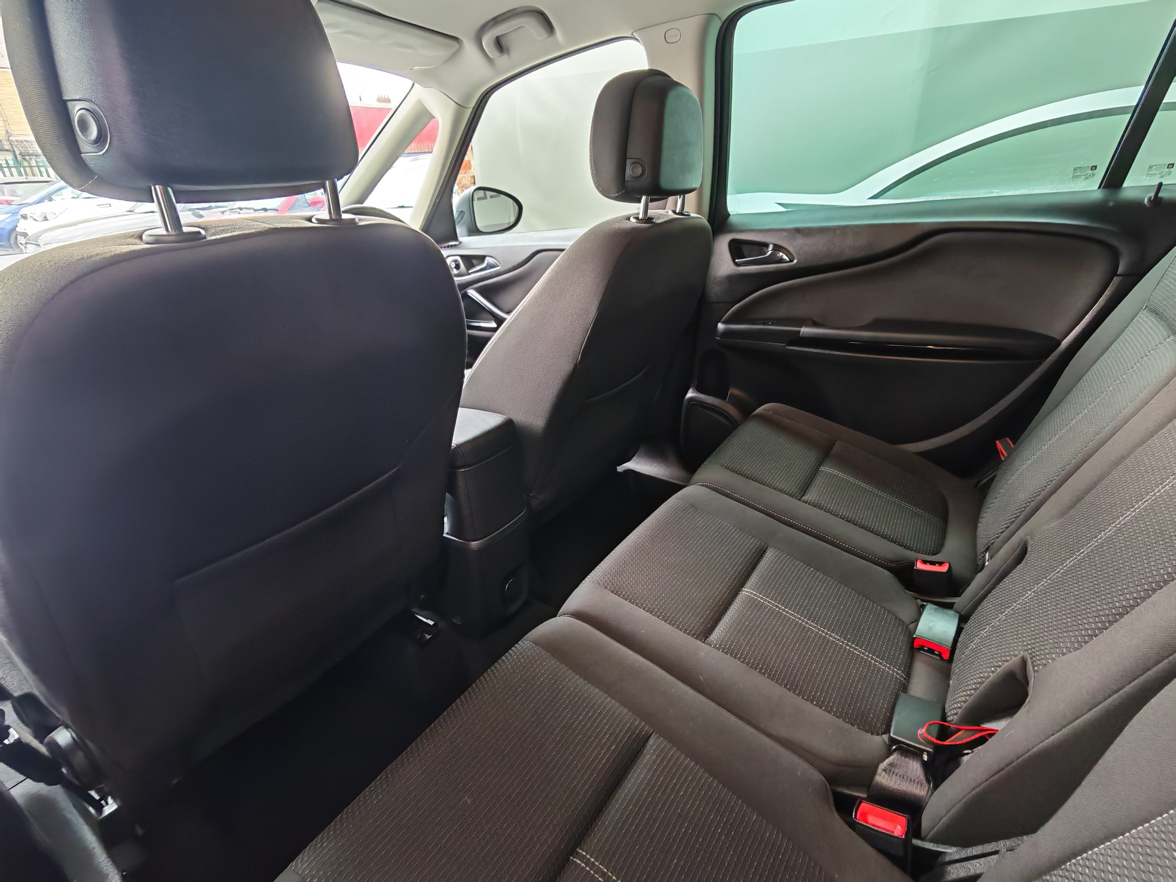 Vauxhall Zafira Tourer SRi