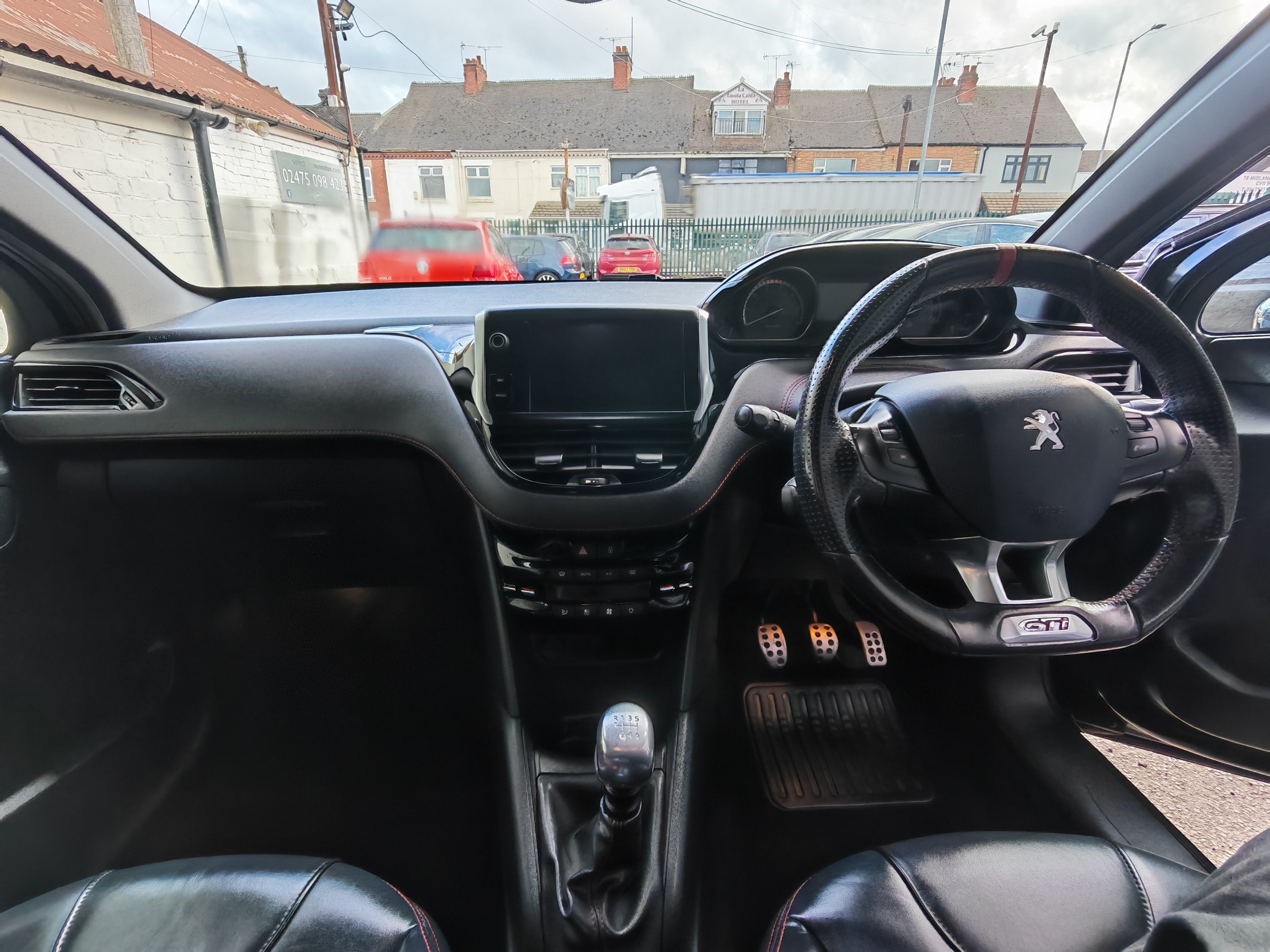 Peugeot 208 GTI Prestige