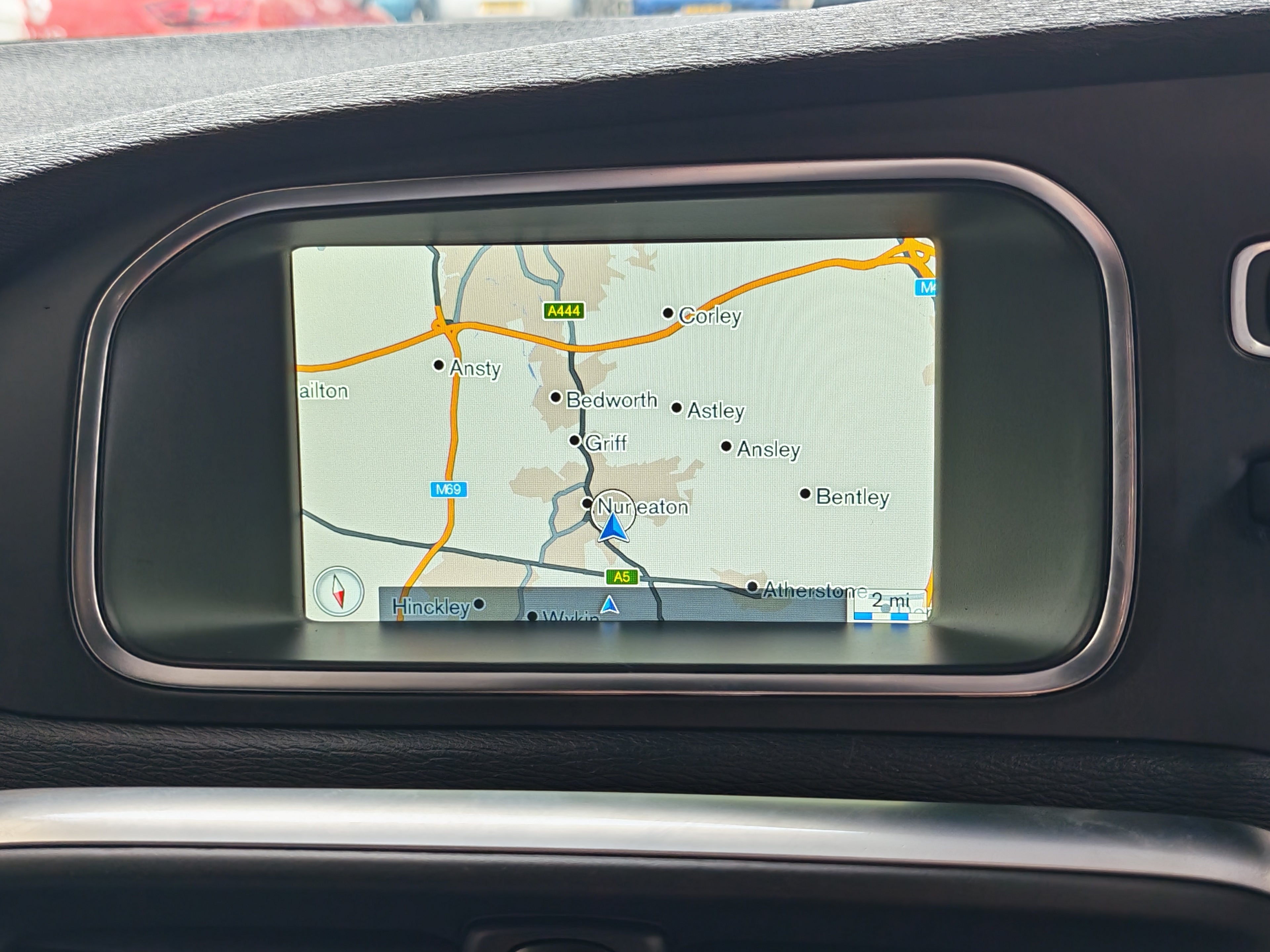 Volvo V40 R-Design Lux Nav