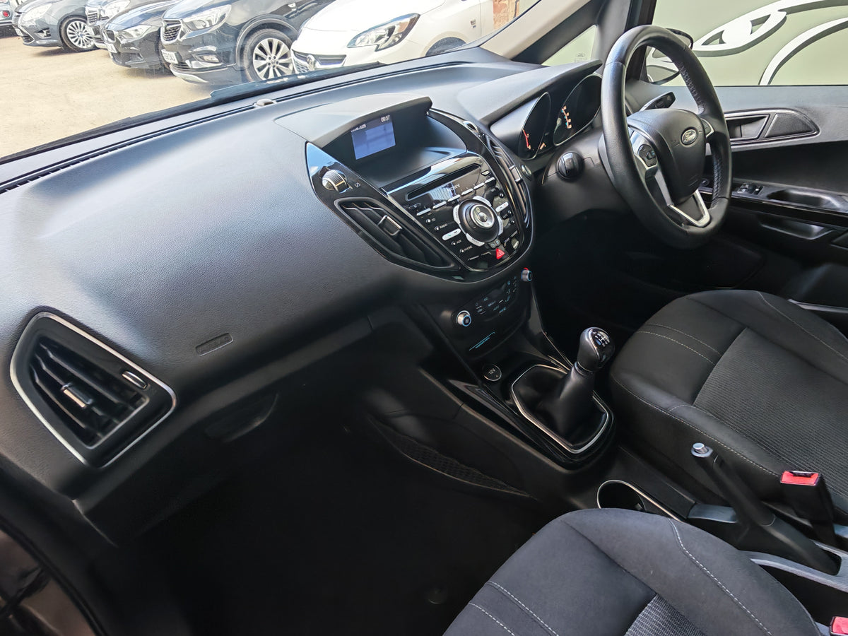 Ford B-Max Titanium