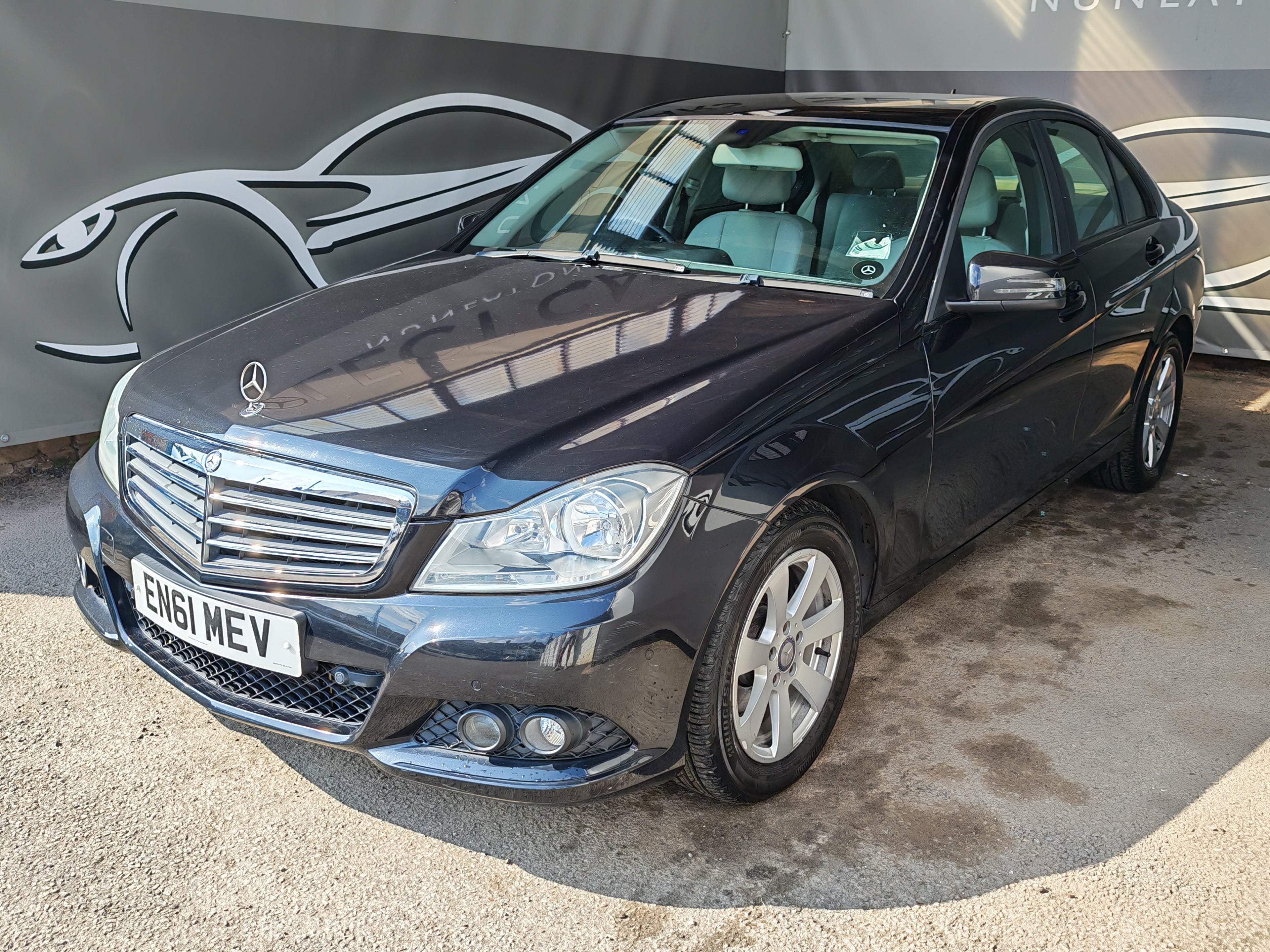 Mercedes Benz C-Class SE