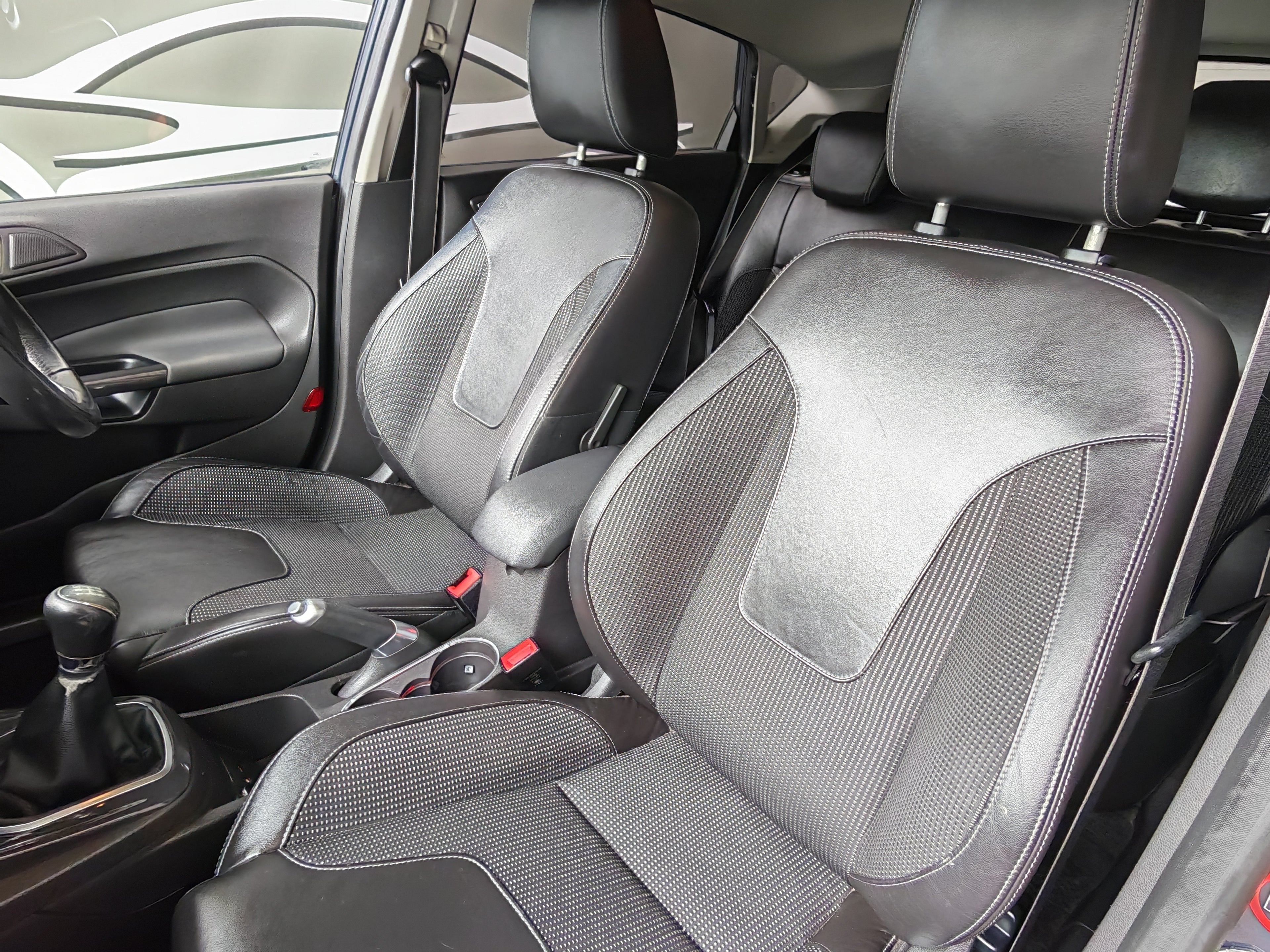 Ford Fiesta Titanium X