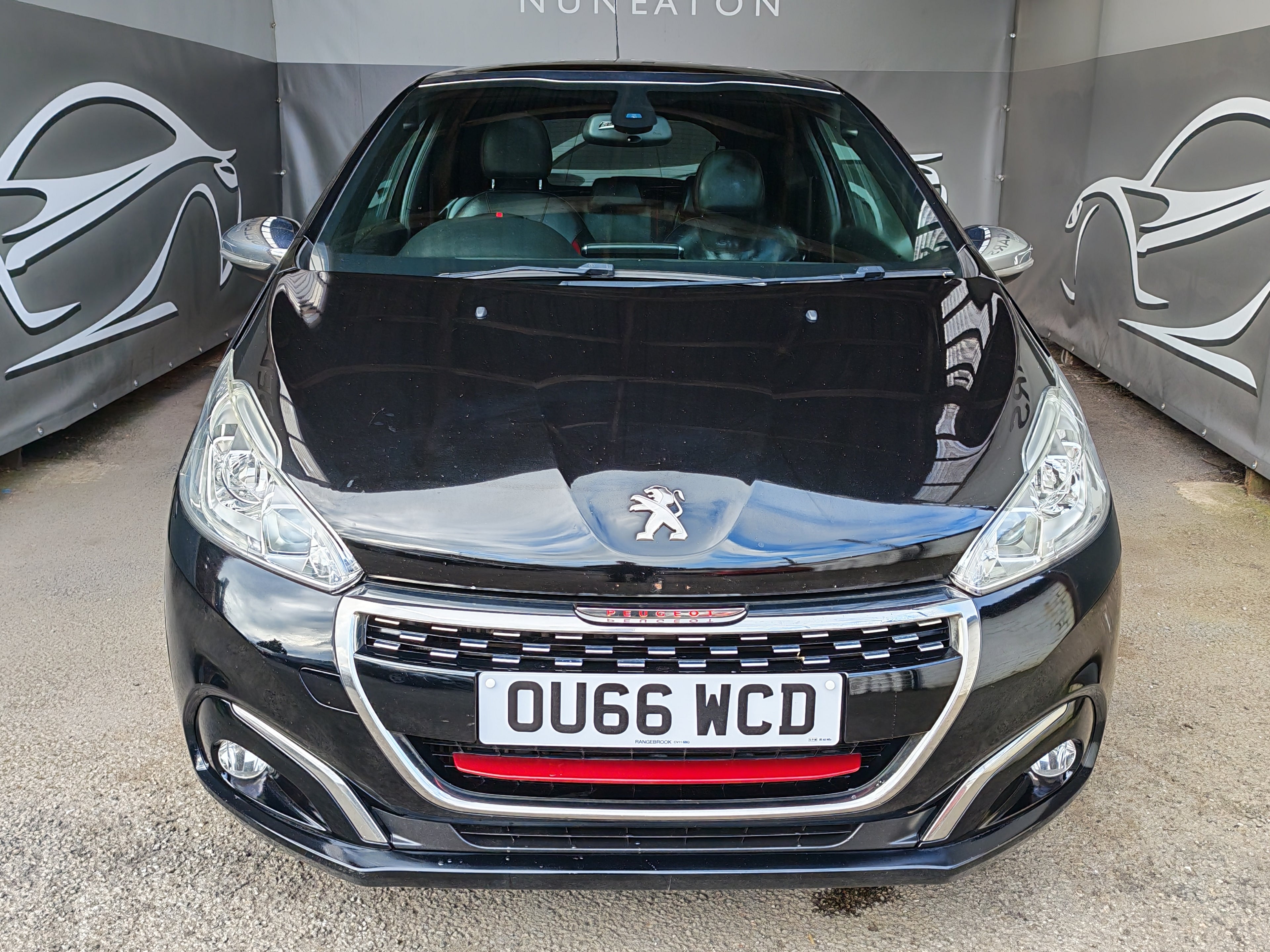 Peugeot 208 GTI Prestige