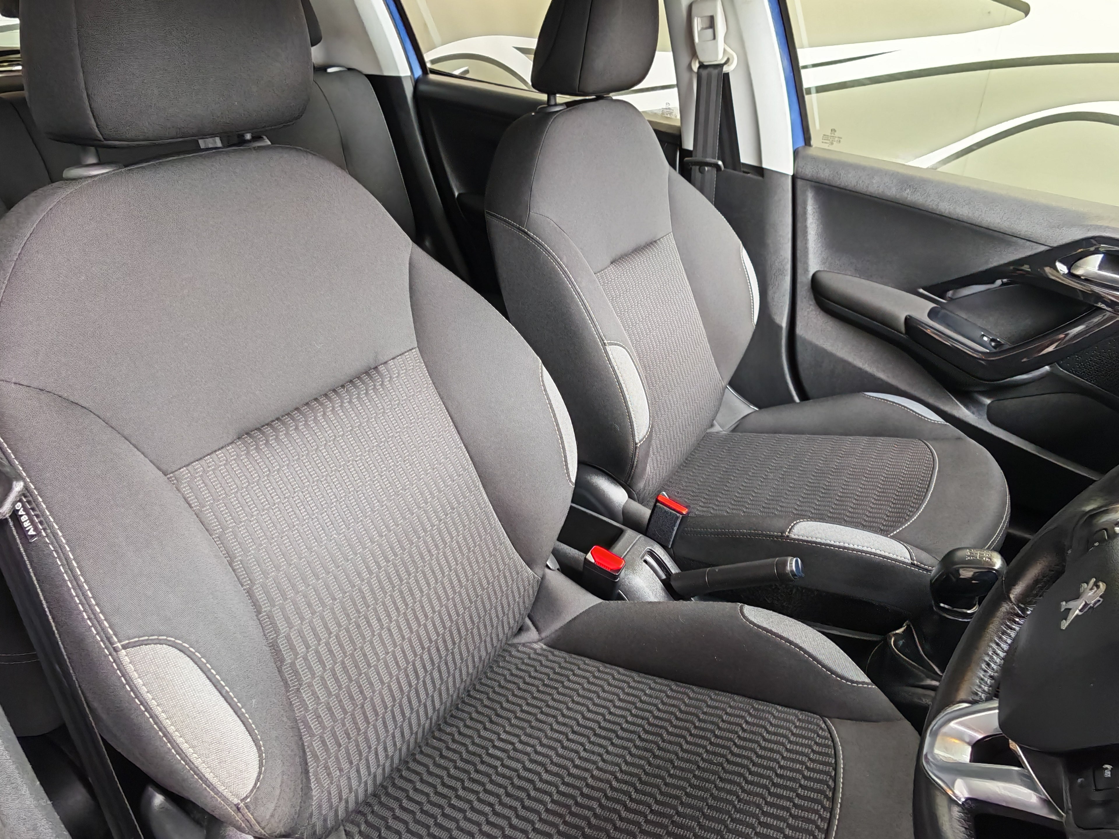 Peugeot 208 Active