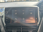 Peugeot 208 Signature