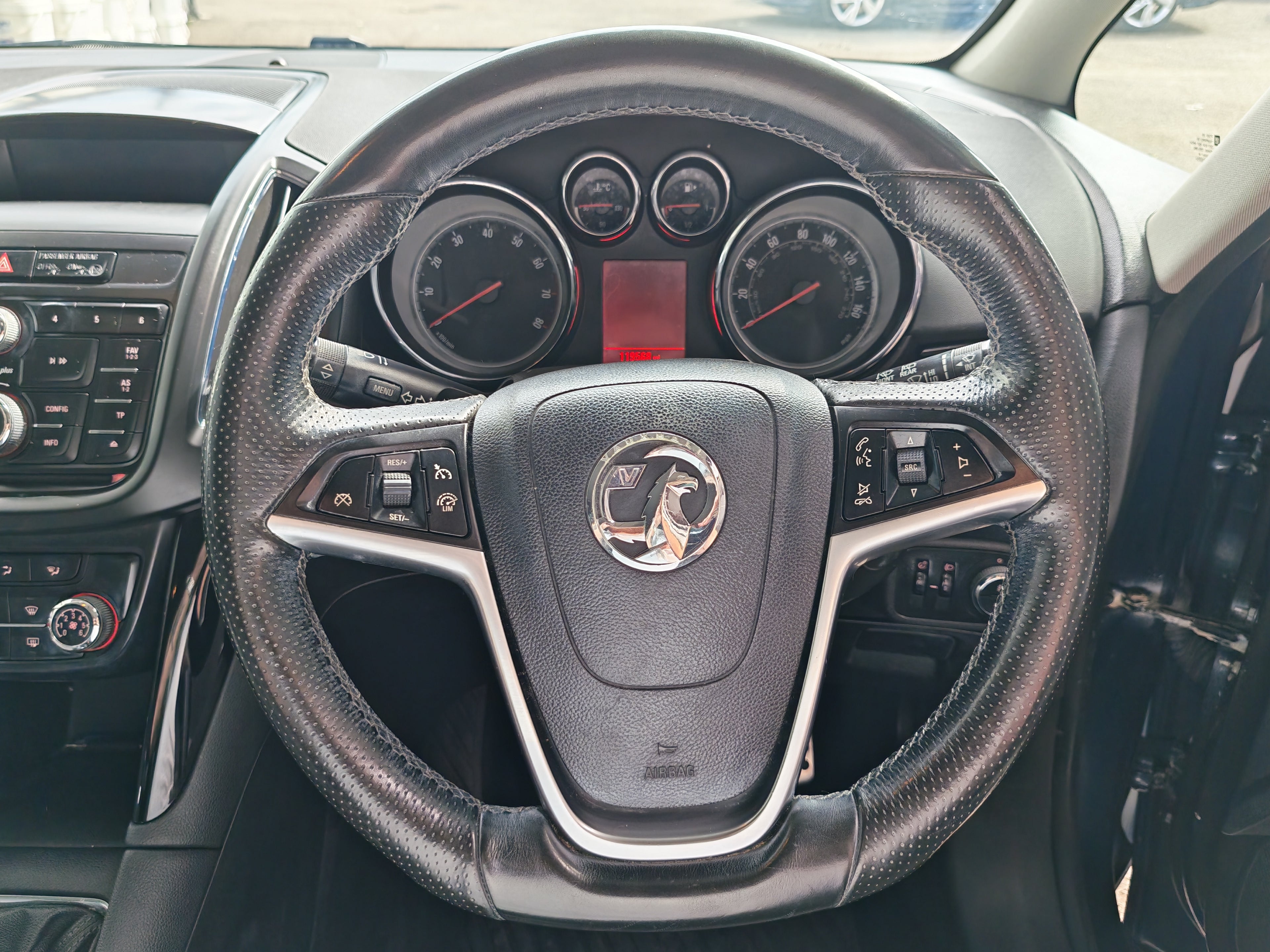 Vauxhall Zafira Tourer SRi