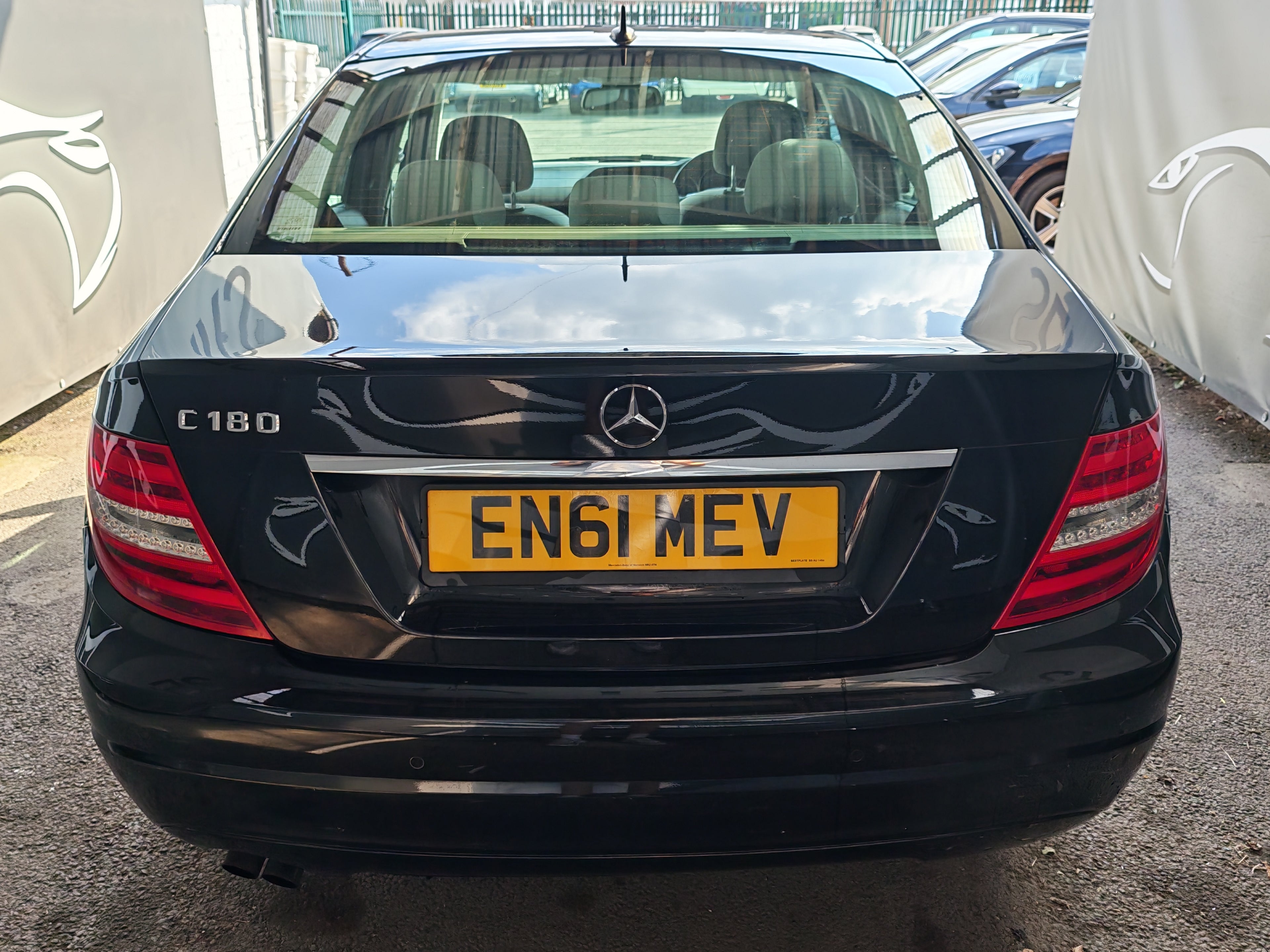 Mercedes Benz C-Class SE