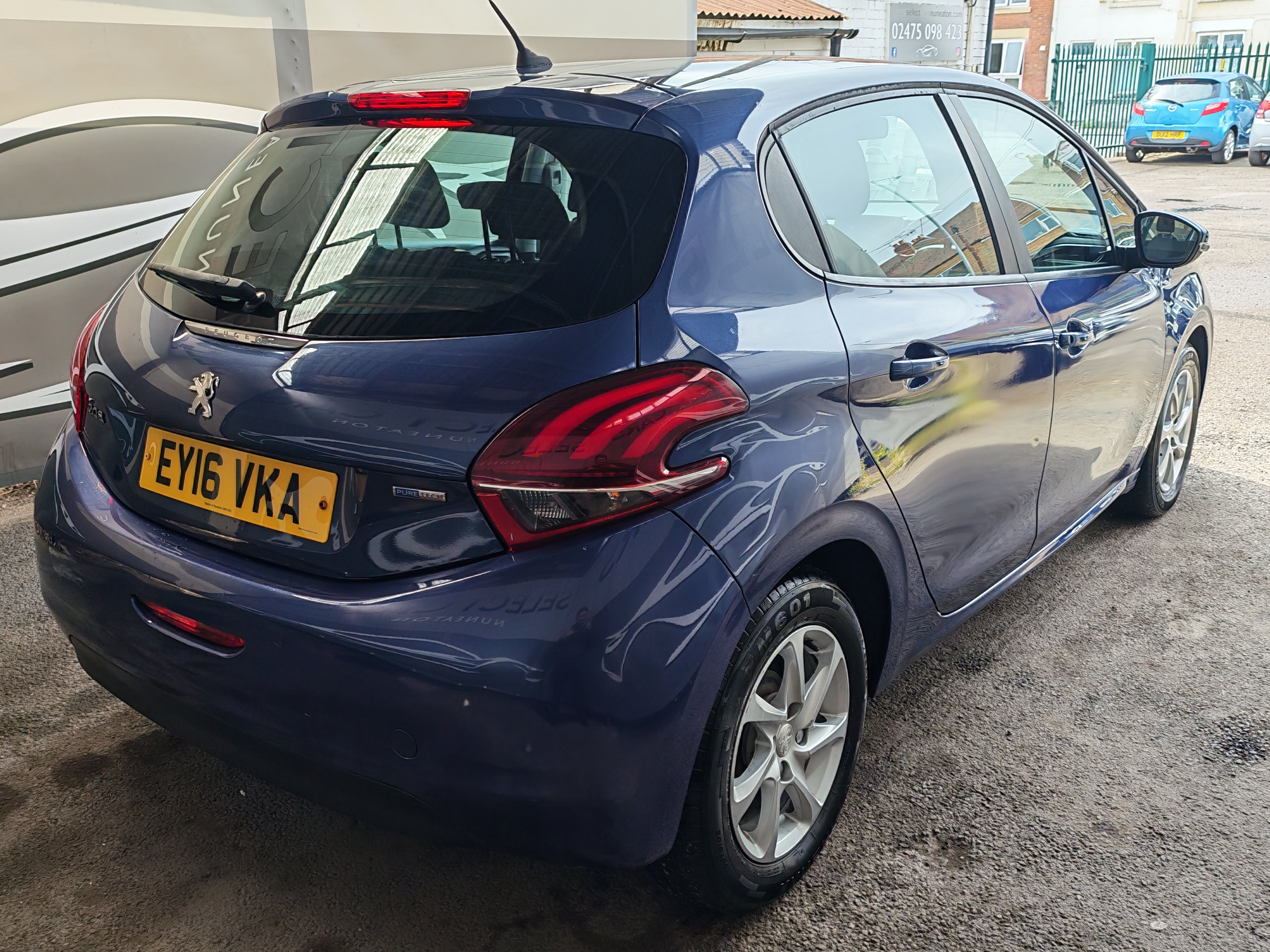 Peugeot 208 Active