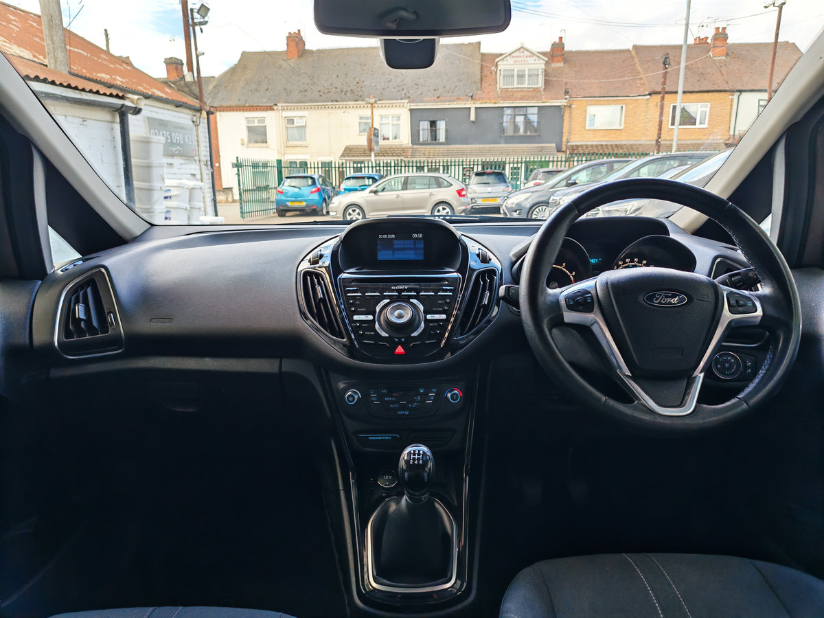 Ford B-Max Titanium