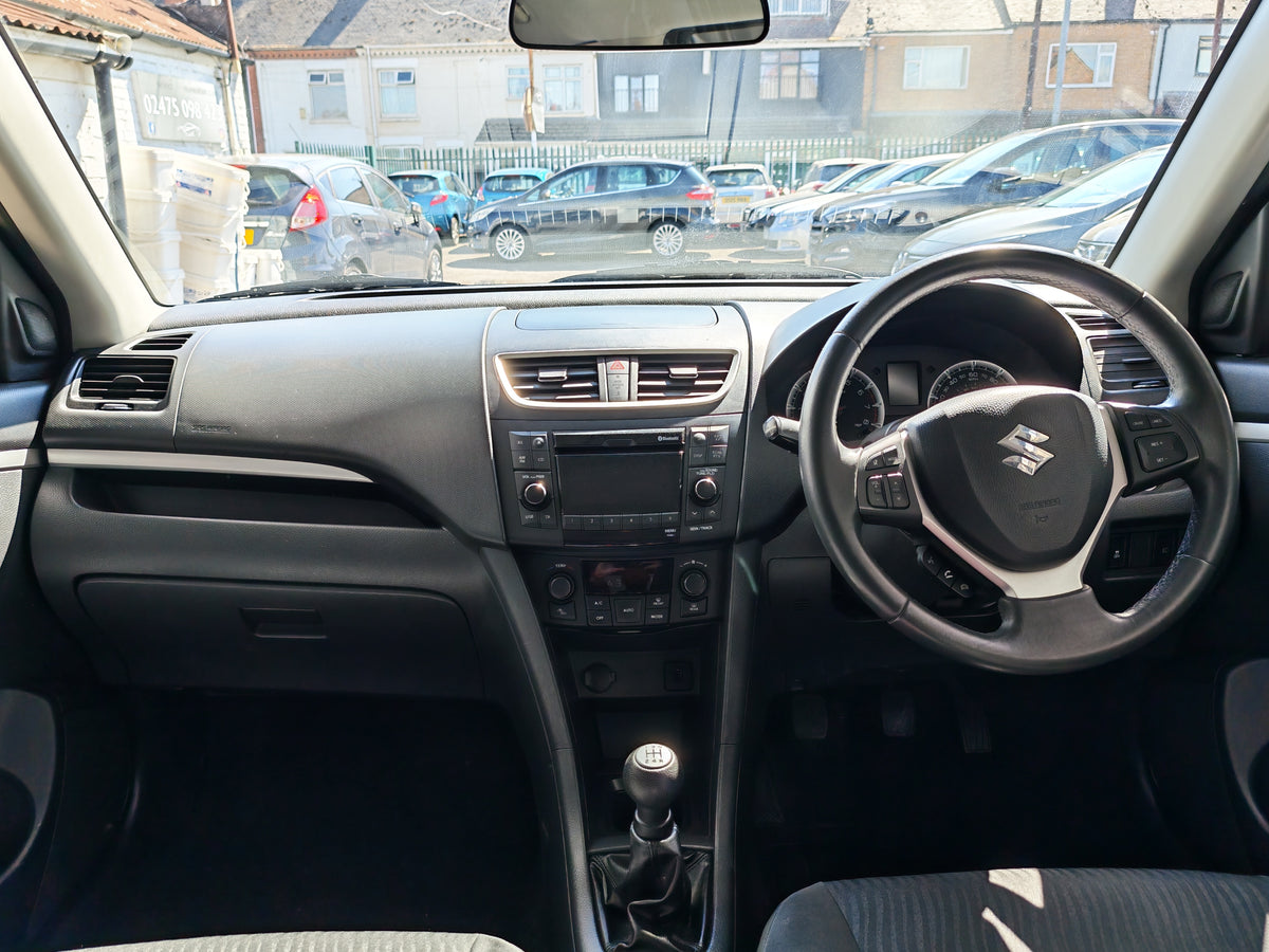 Suzuki Swift SZ4