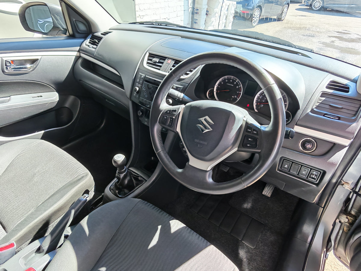 Suzuki Swift SZ4