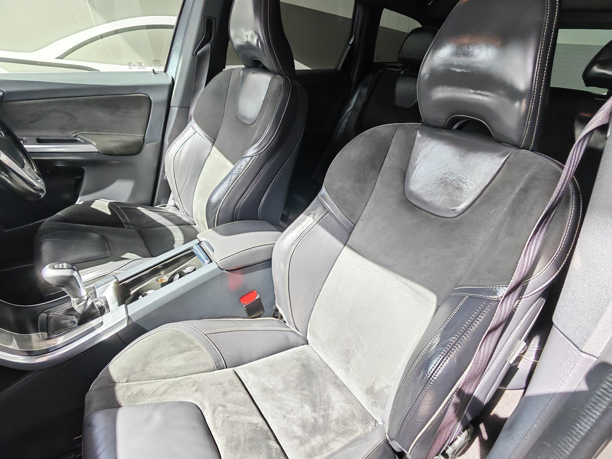 Volvo XC-40 R-Design Nav