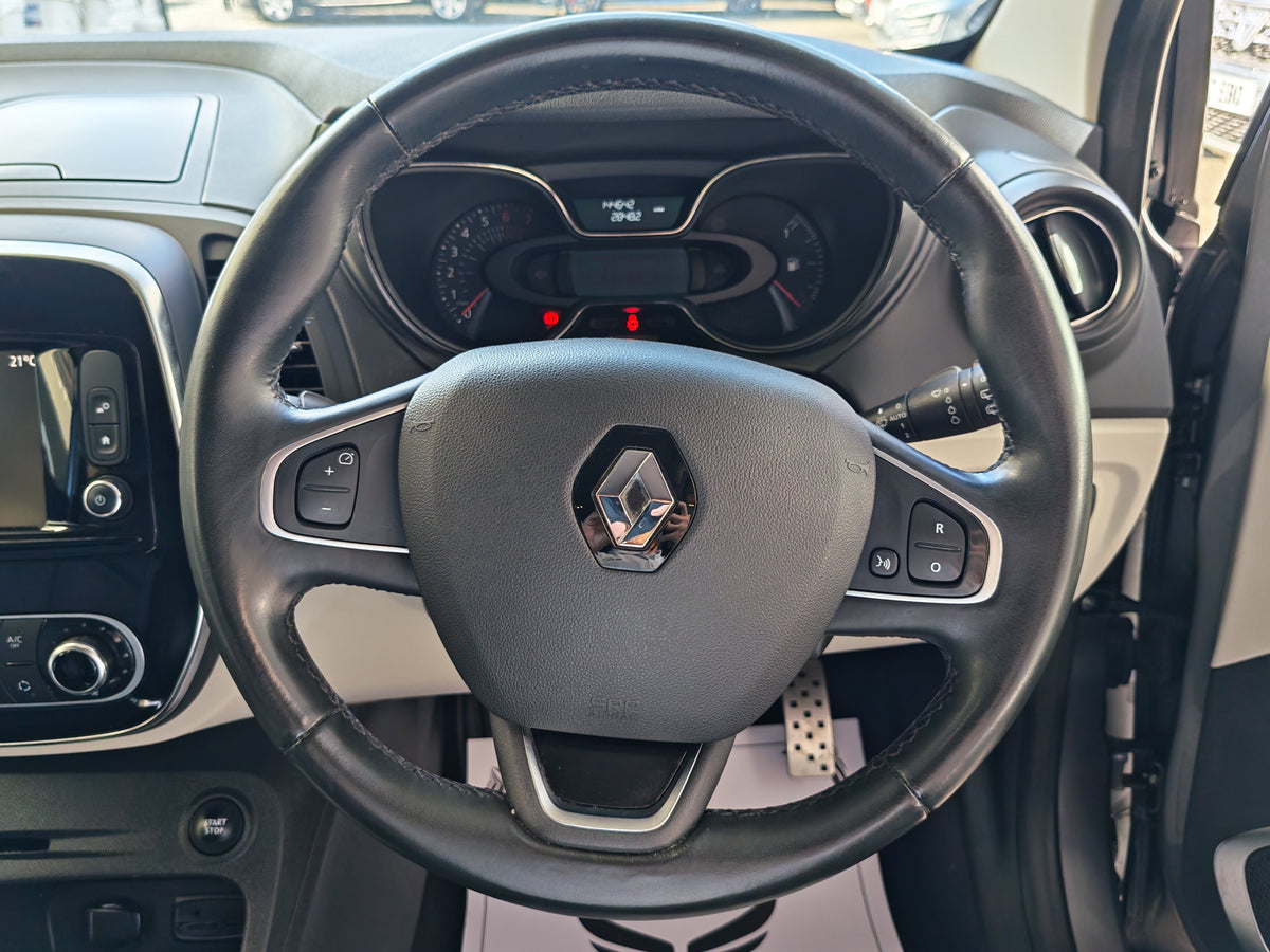 Renault Captur Signature X Nav