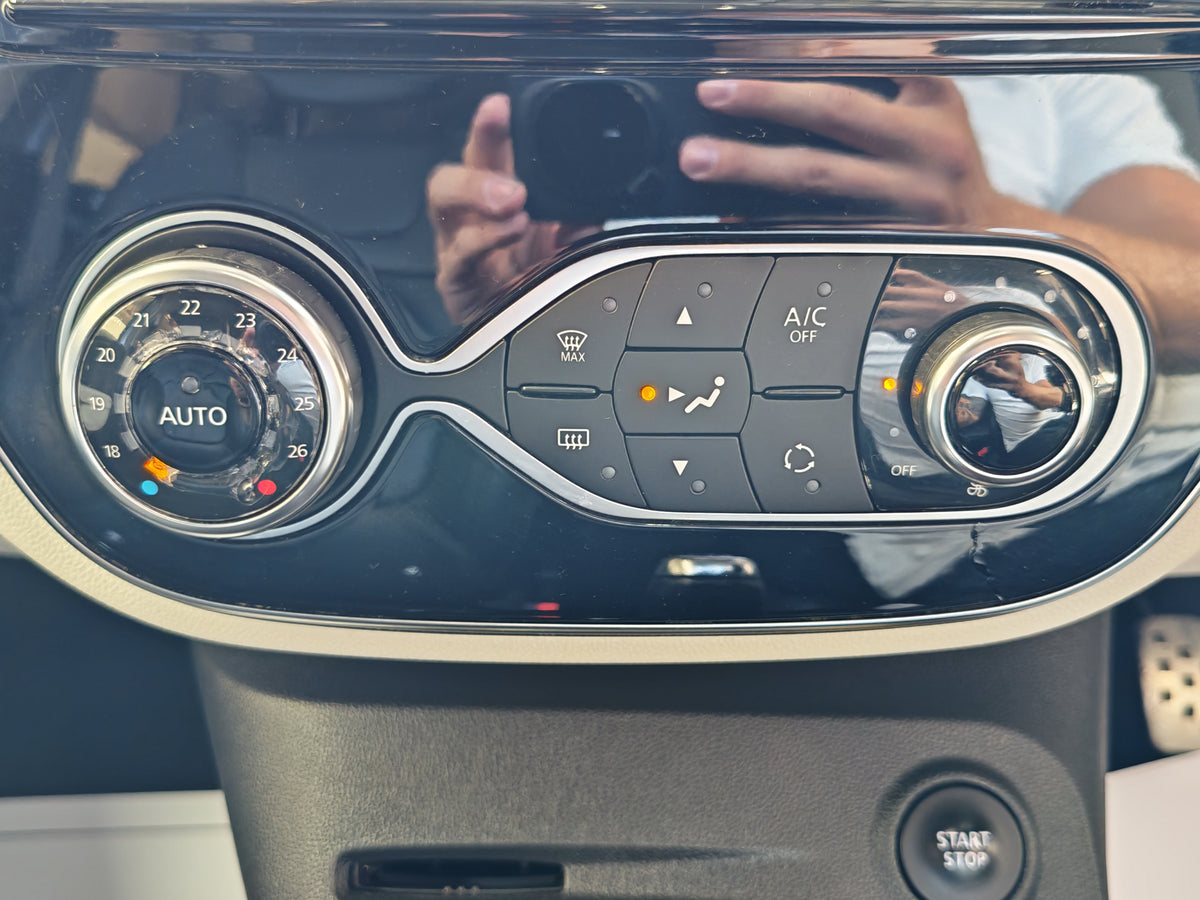 Renault Captur Signature X Nav