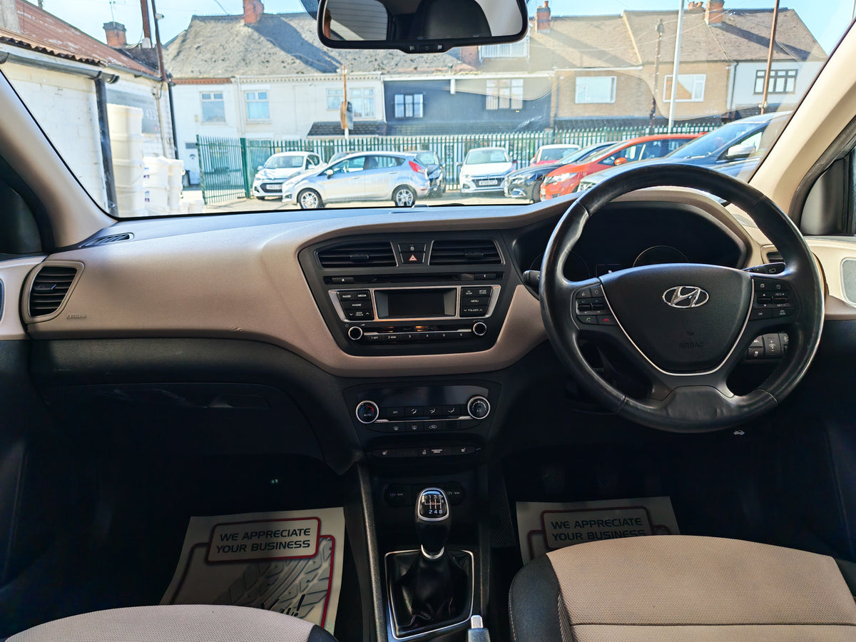 Hyundai i20 Premium