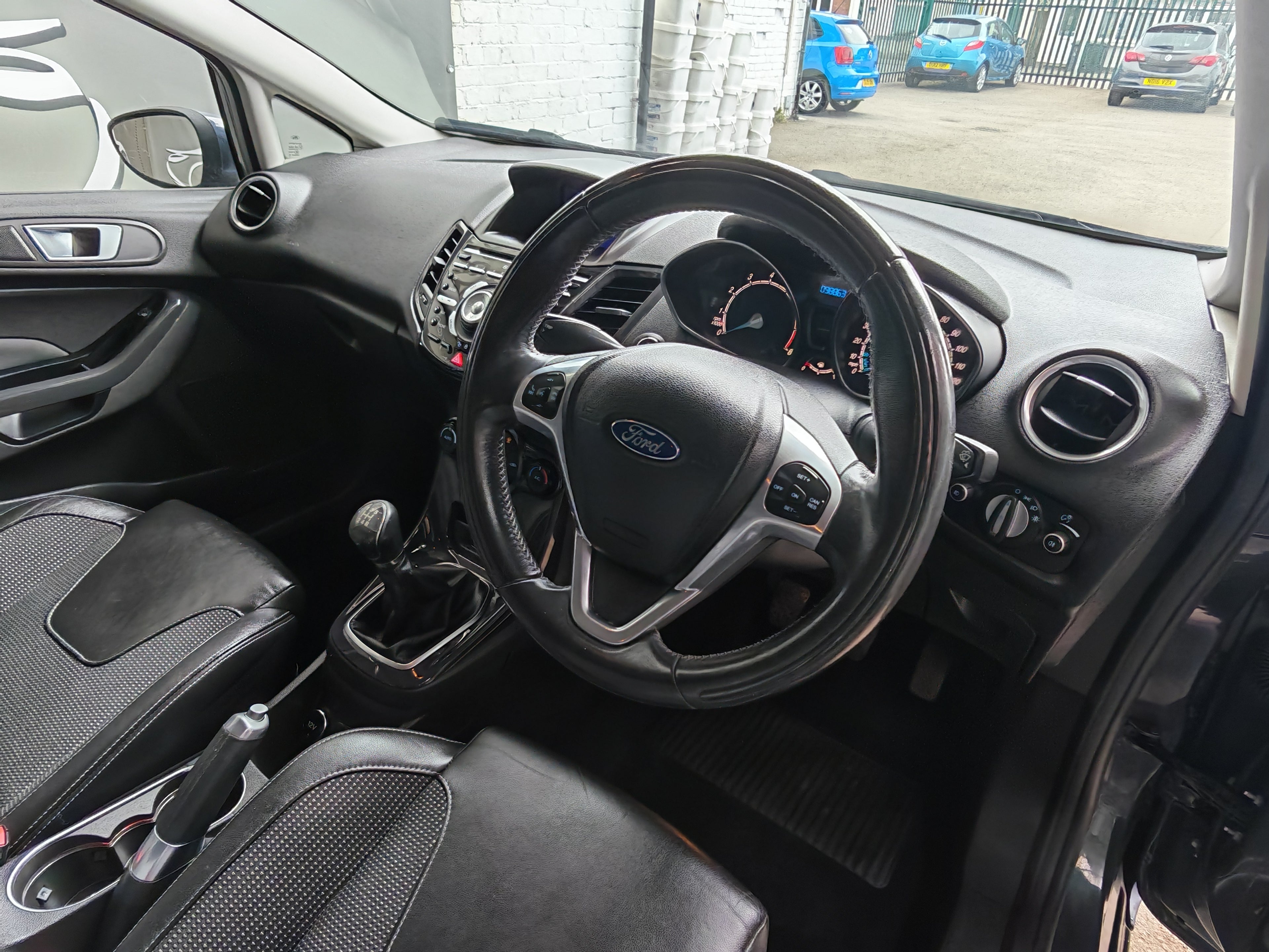 Ford Fiesta Titanium X