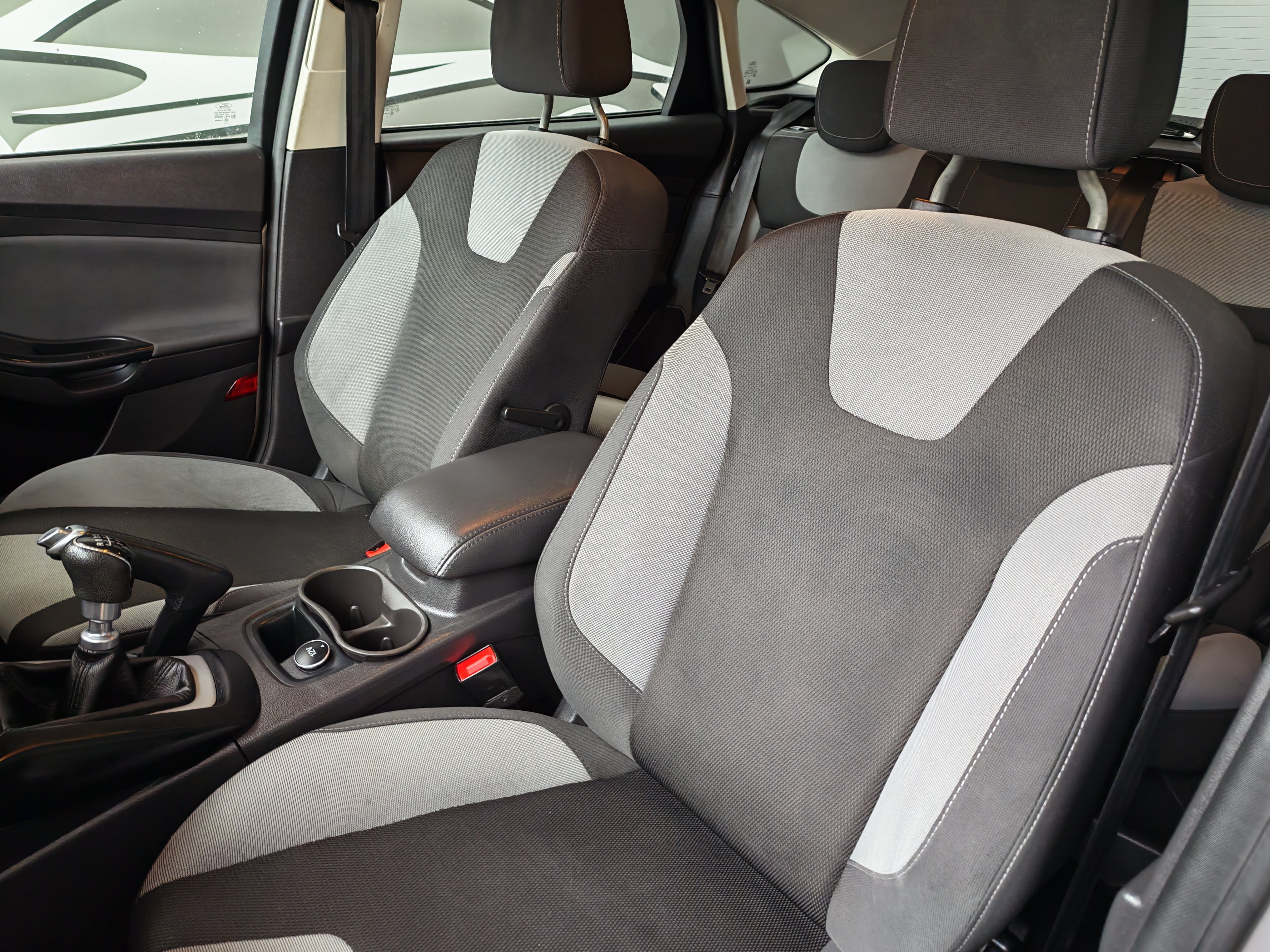 Ford Focus Zetec Navigator