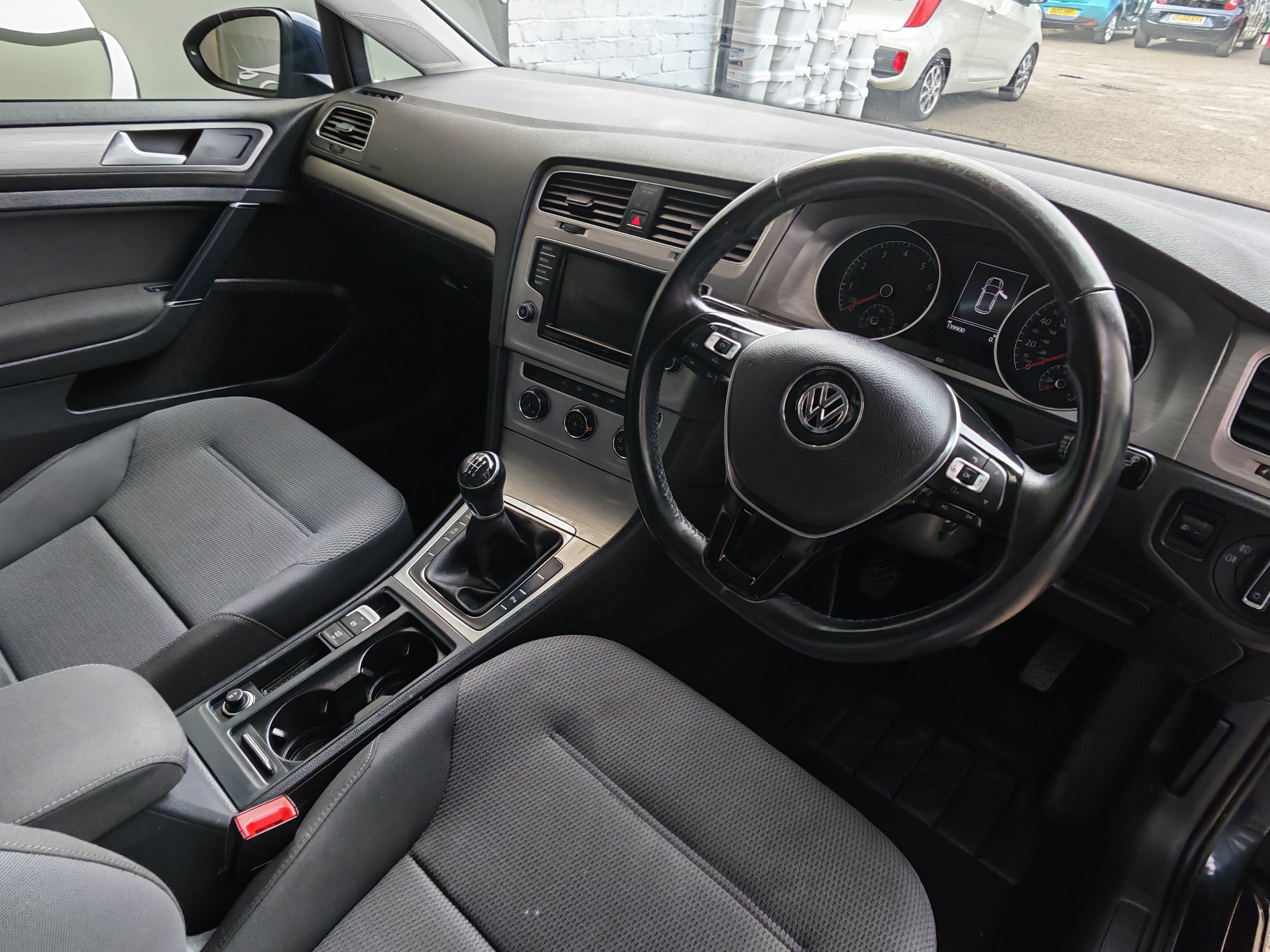Volkswagen Golf Match