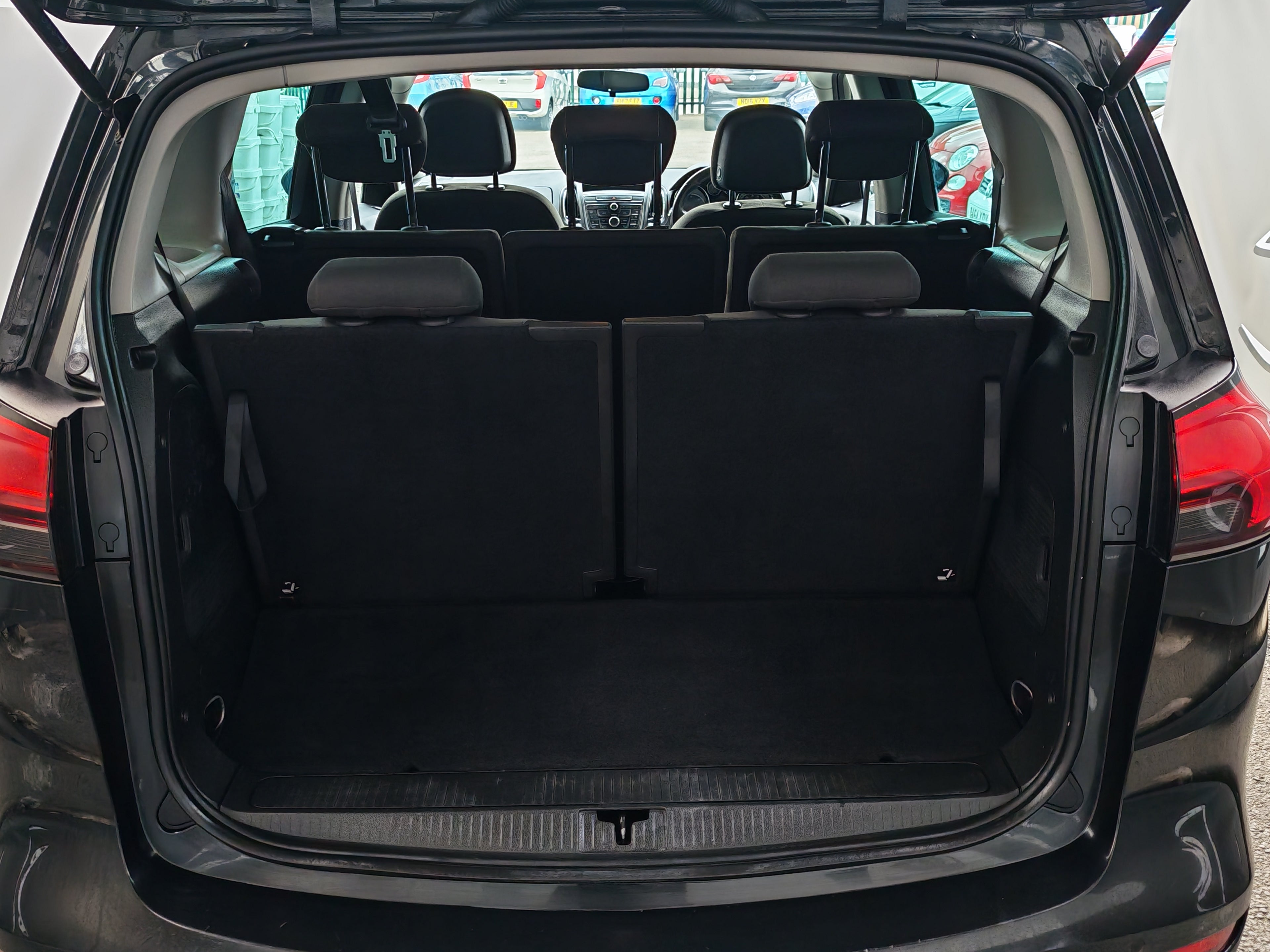 Vauxhall Zafira Tourer SRi