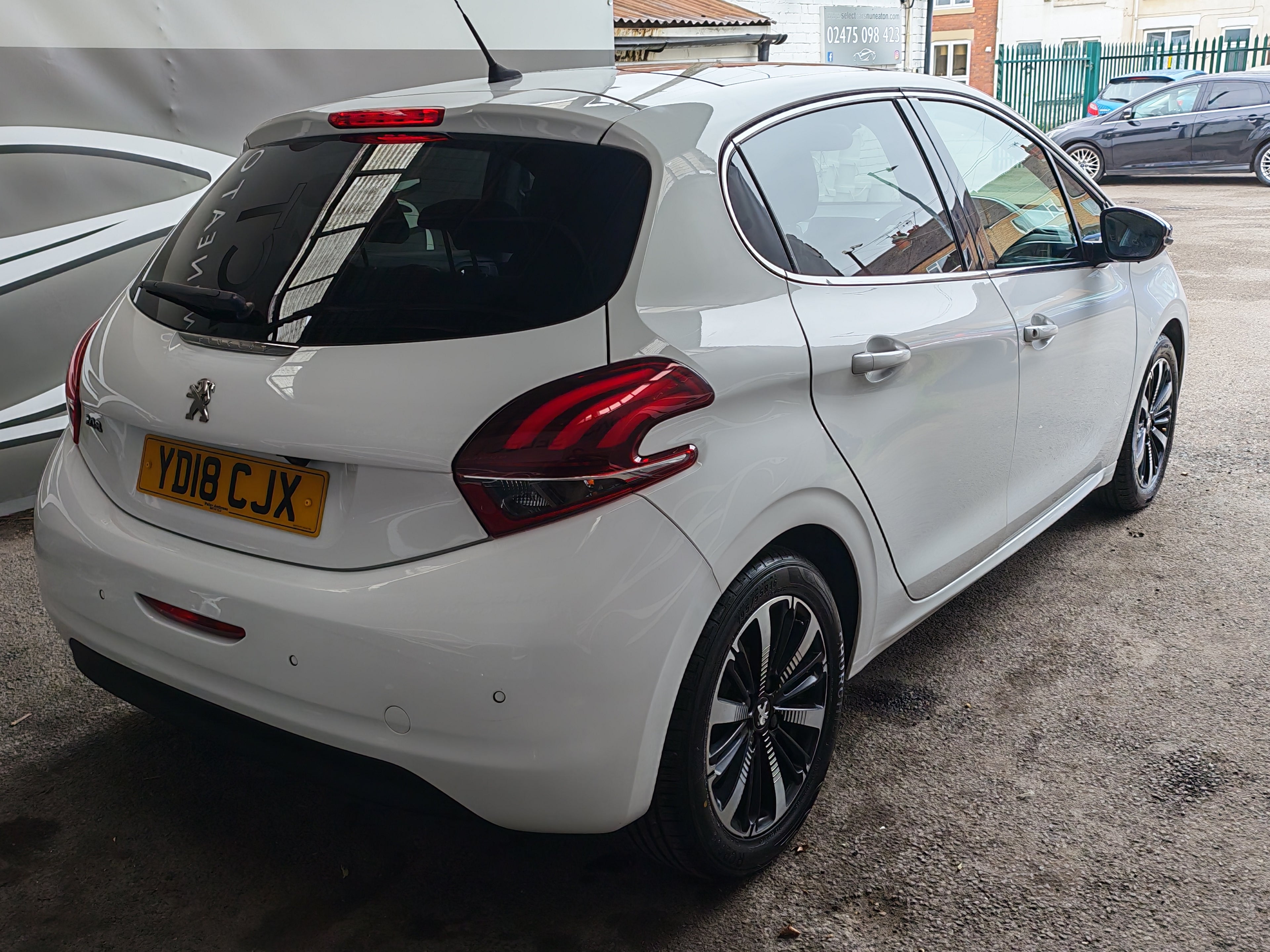 Peugeot 208 Allure Premium