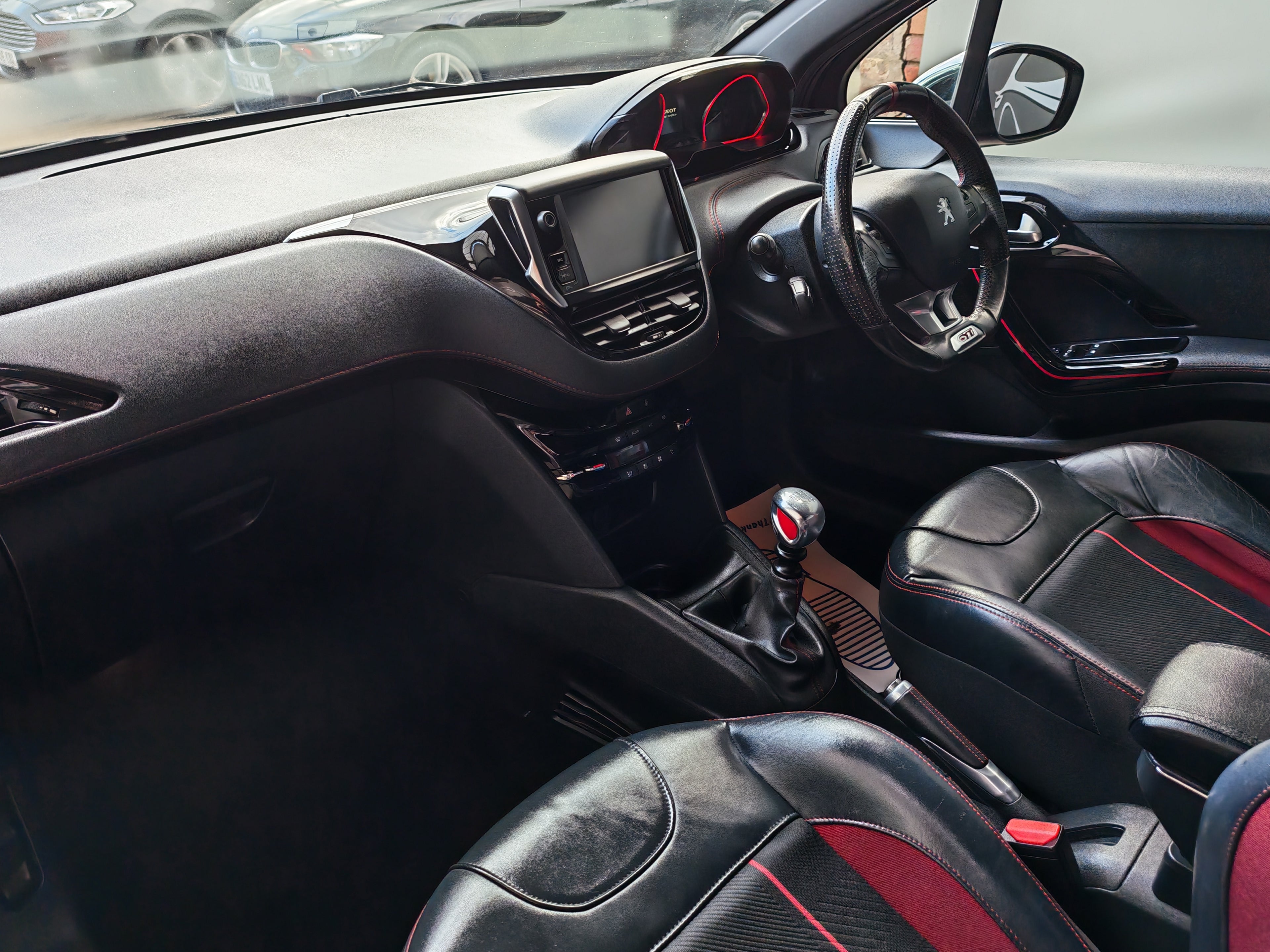 Peugeot 208 GTI Prestige