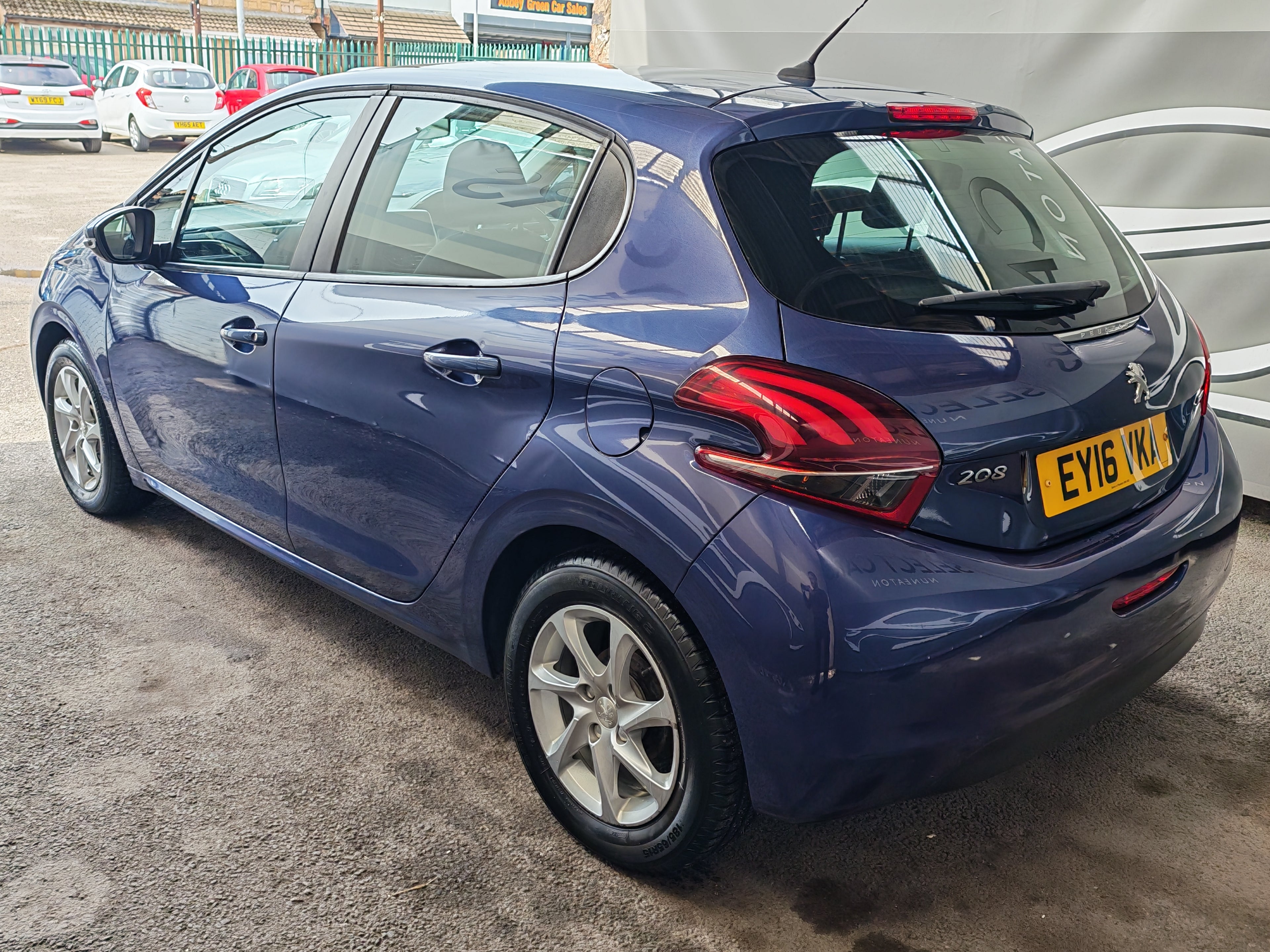Peugeot 208 Active