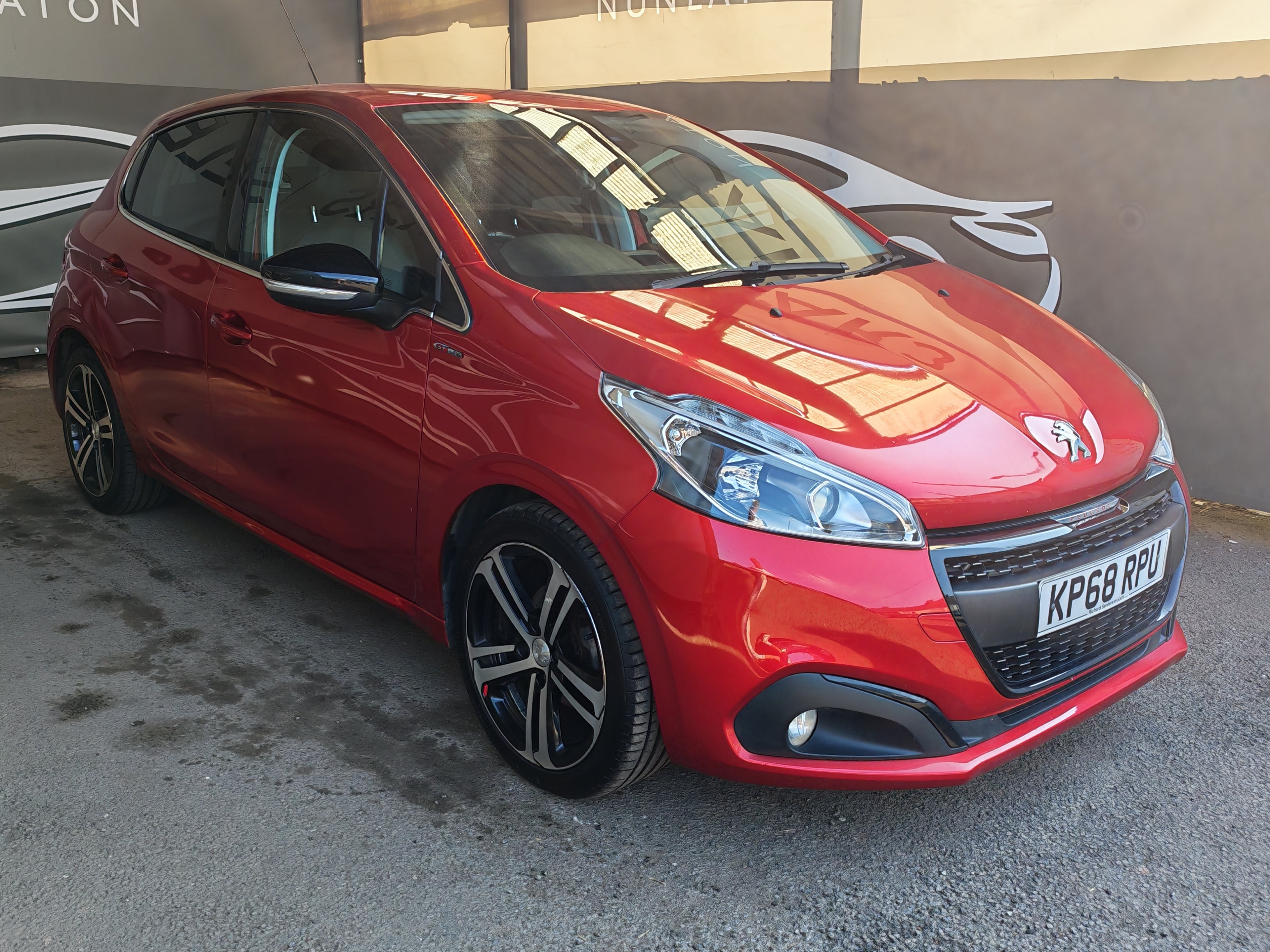 Peugeot 208 GT Line