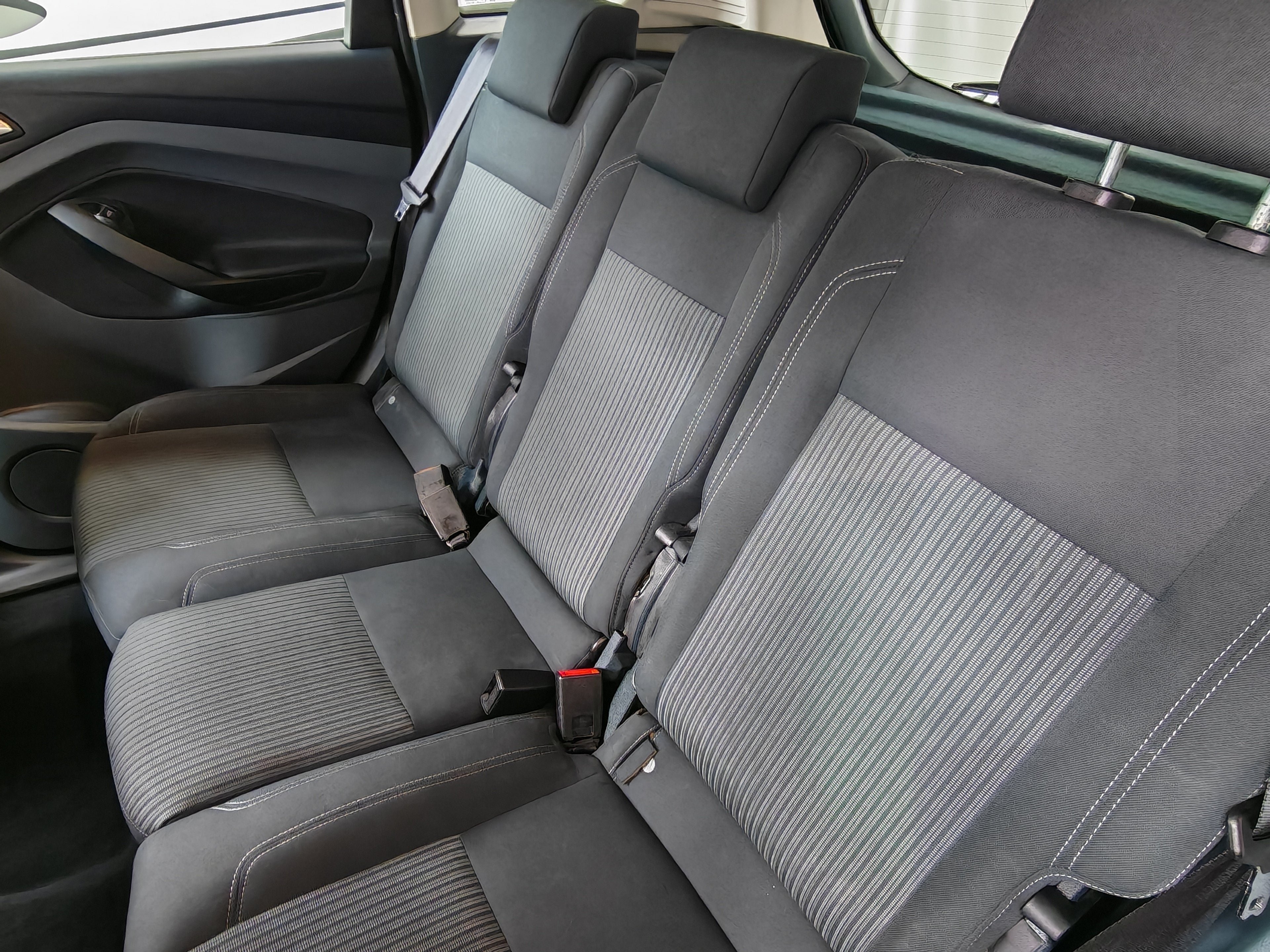 Ford C-Max Titanium