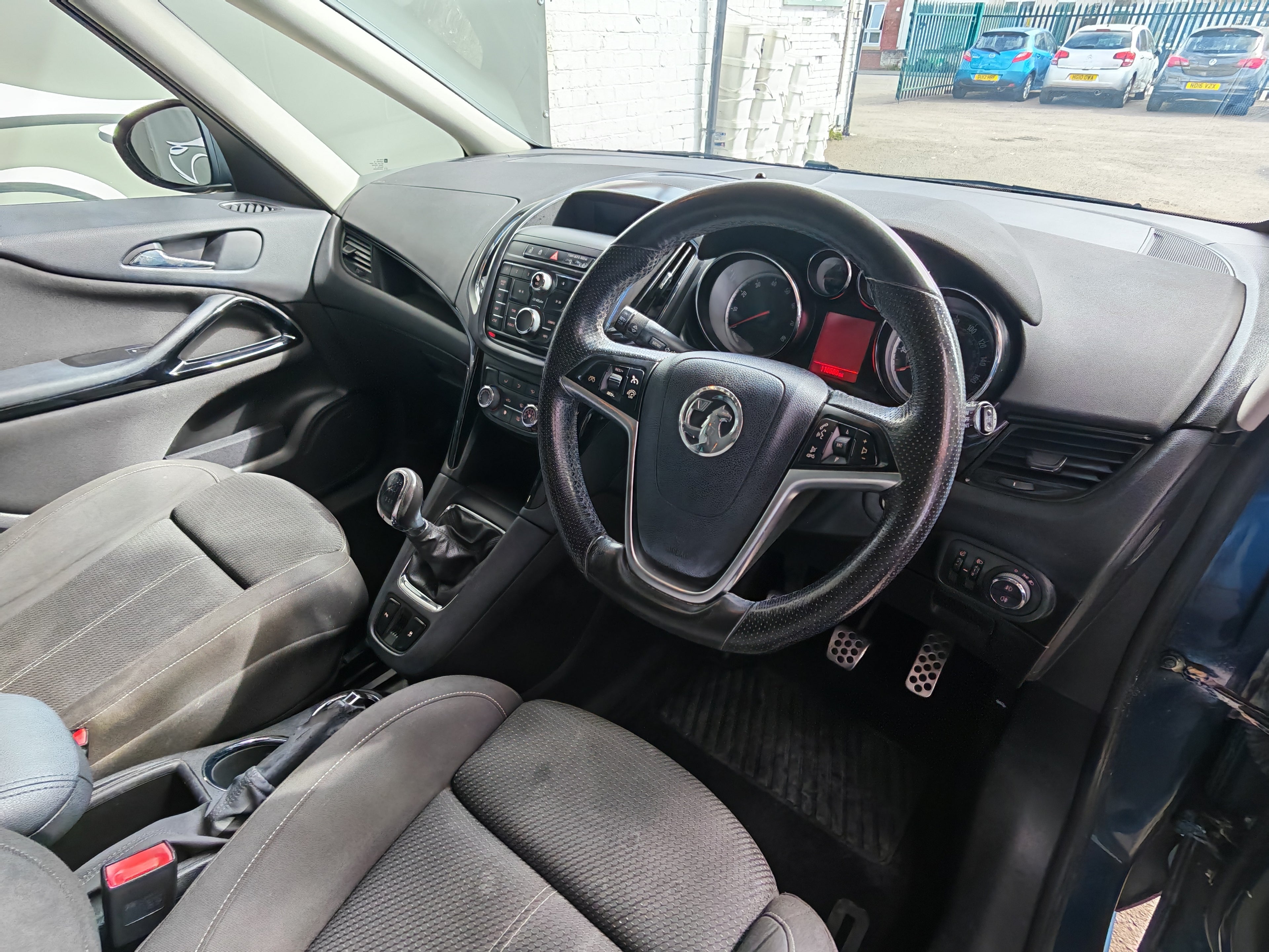 Vauxhall Zafira Tourer SRi