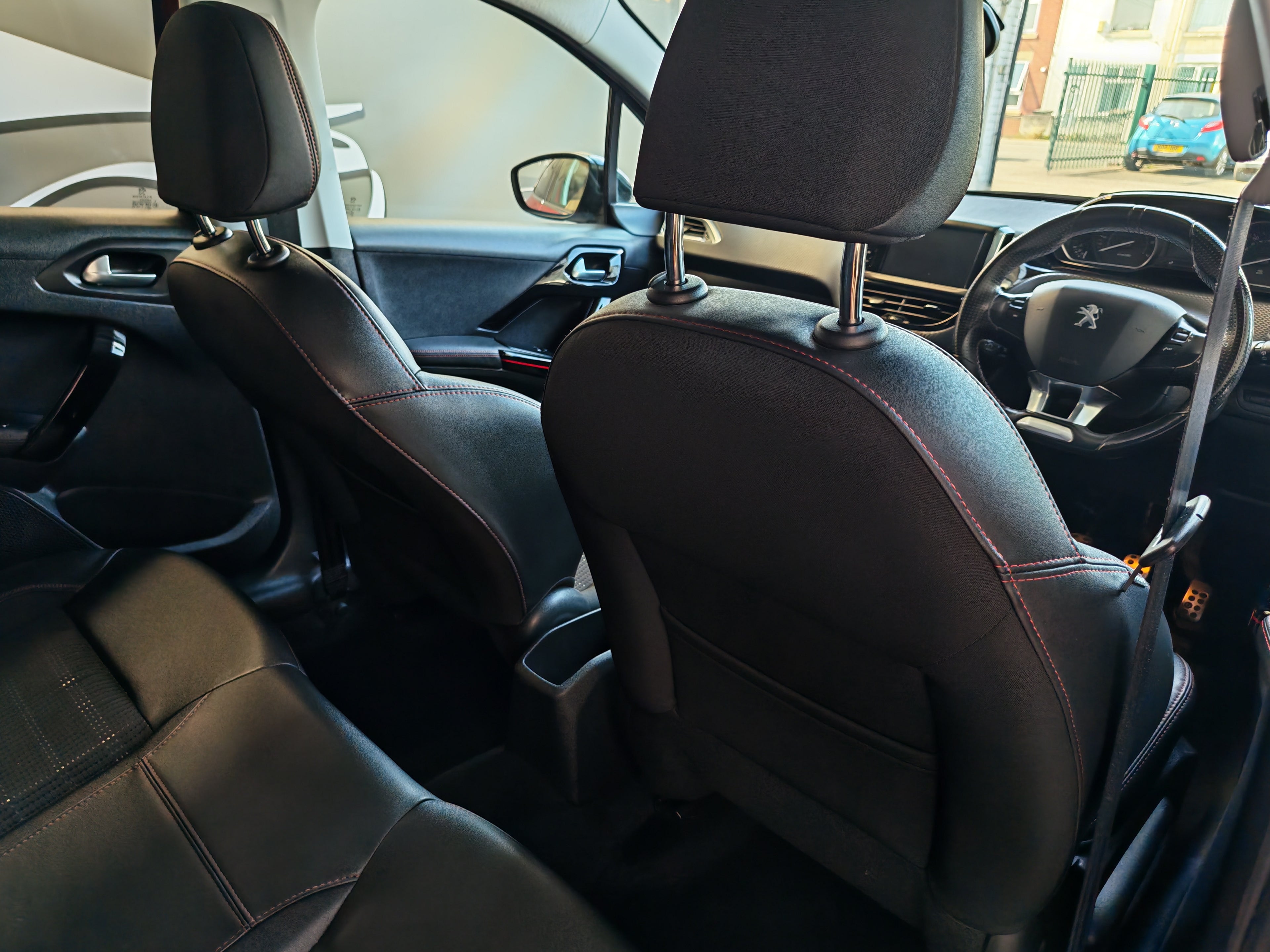Peugeot 208 GT Line